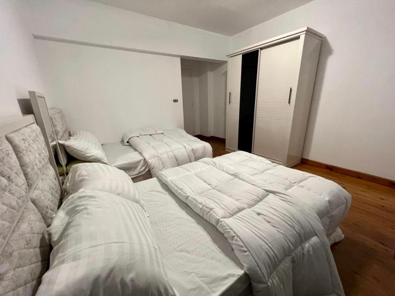 Two-Bedroom Apartment photo 2