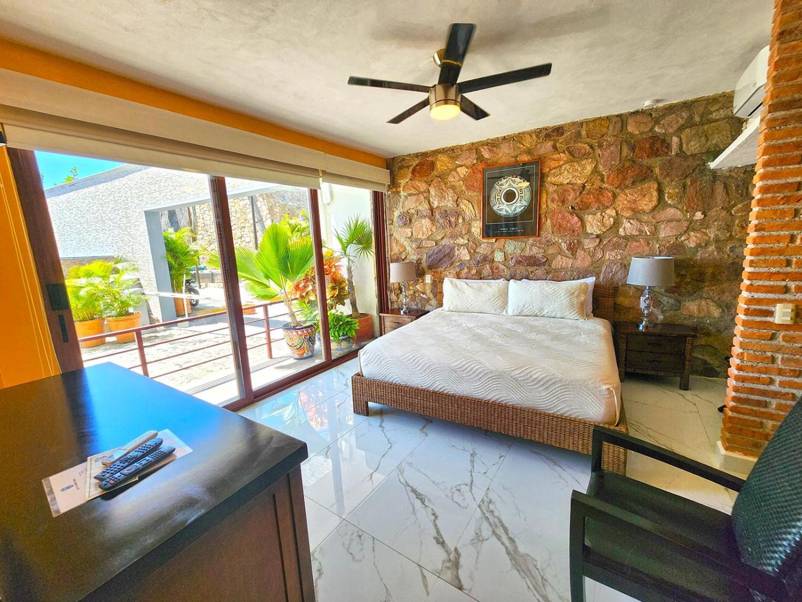 Apartamento de una habitación con entrada privada