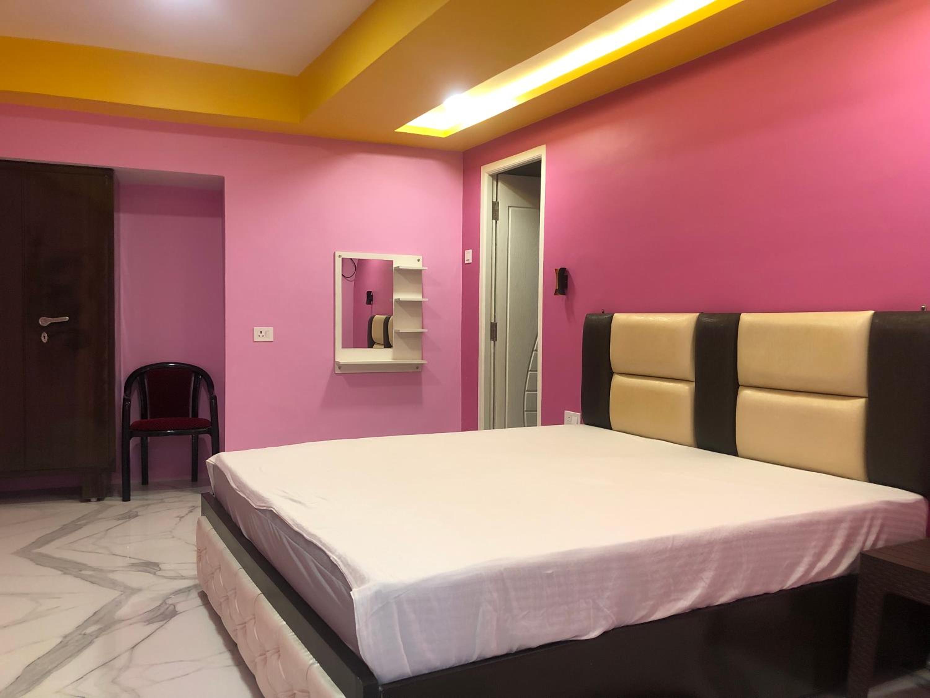 Double Room with Private Bathroom photo 3
