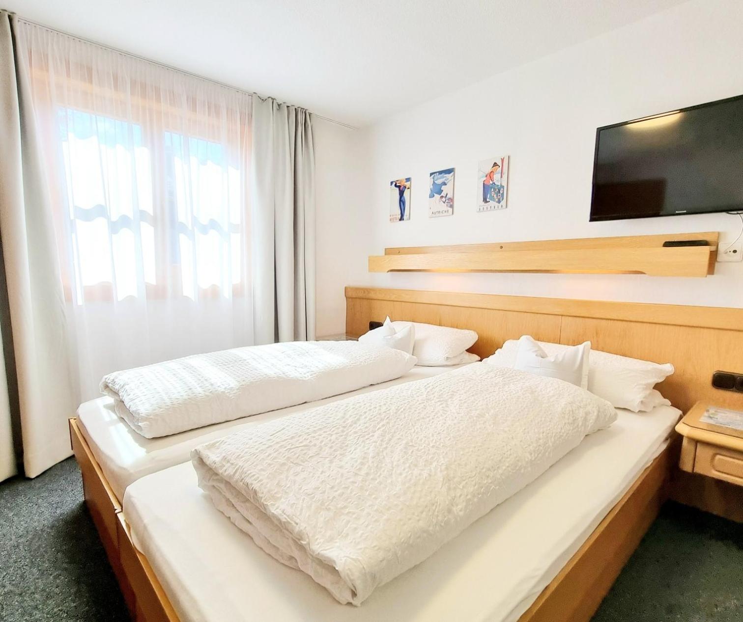 Budget Double Room photo 1