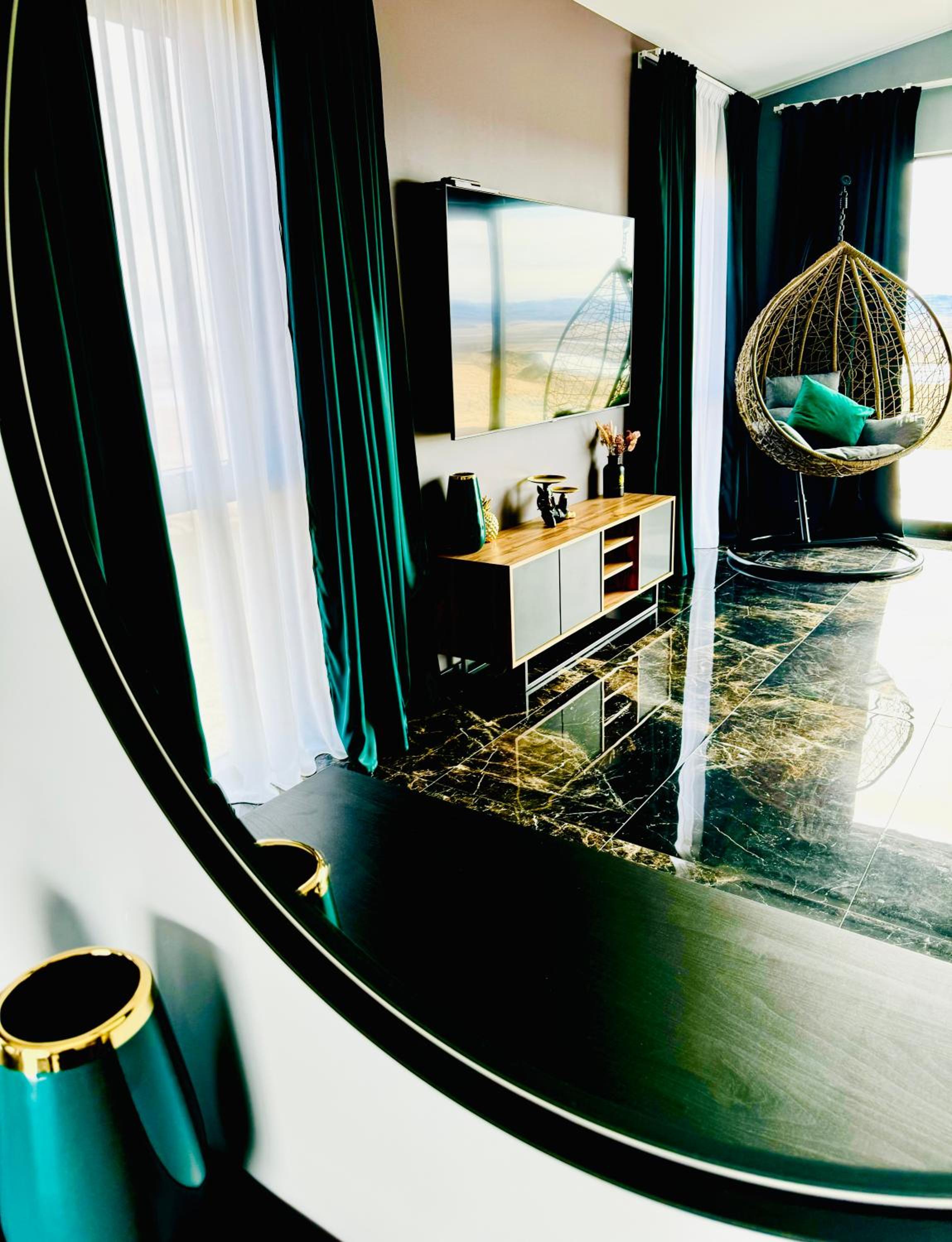 Villa photo 1