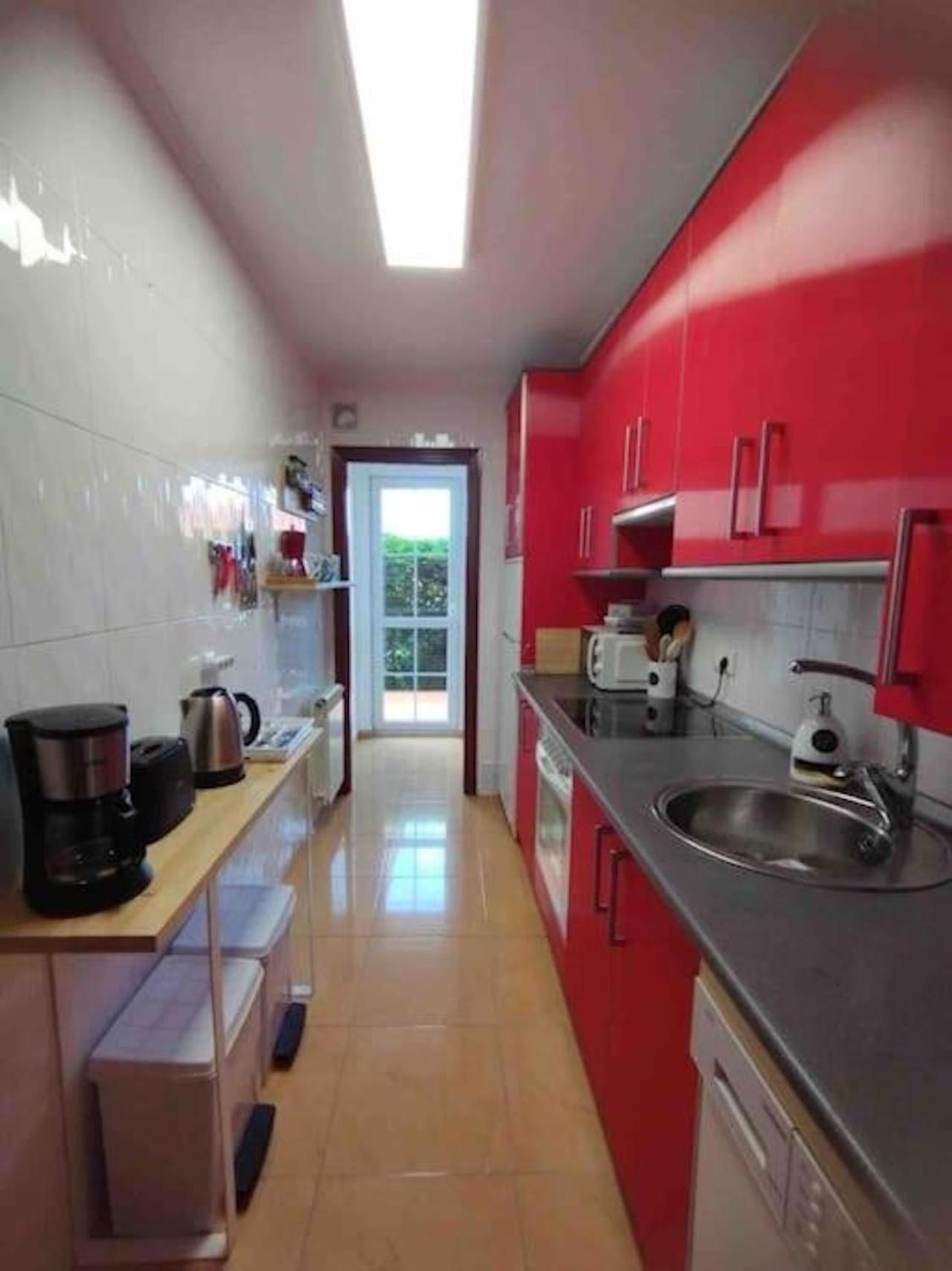 One-Bedroom Apartment photo 3