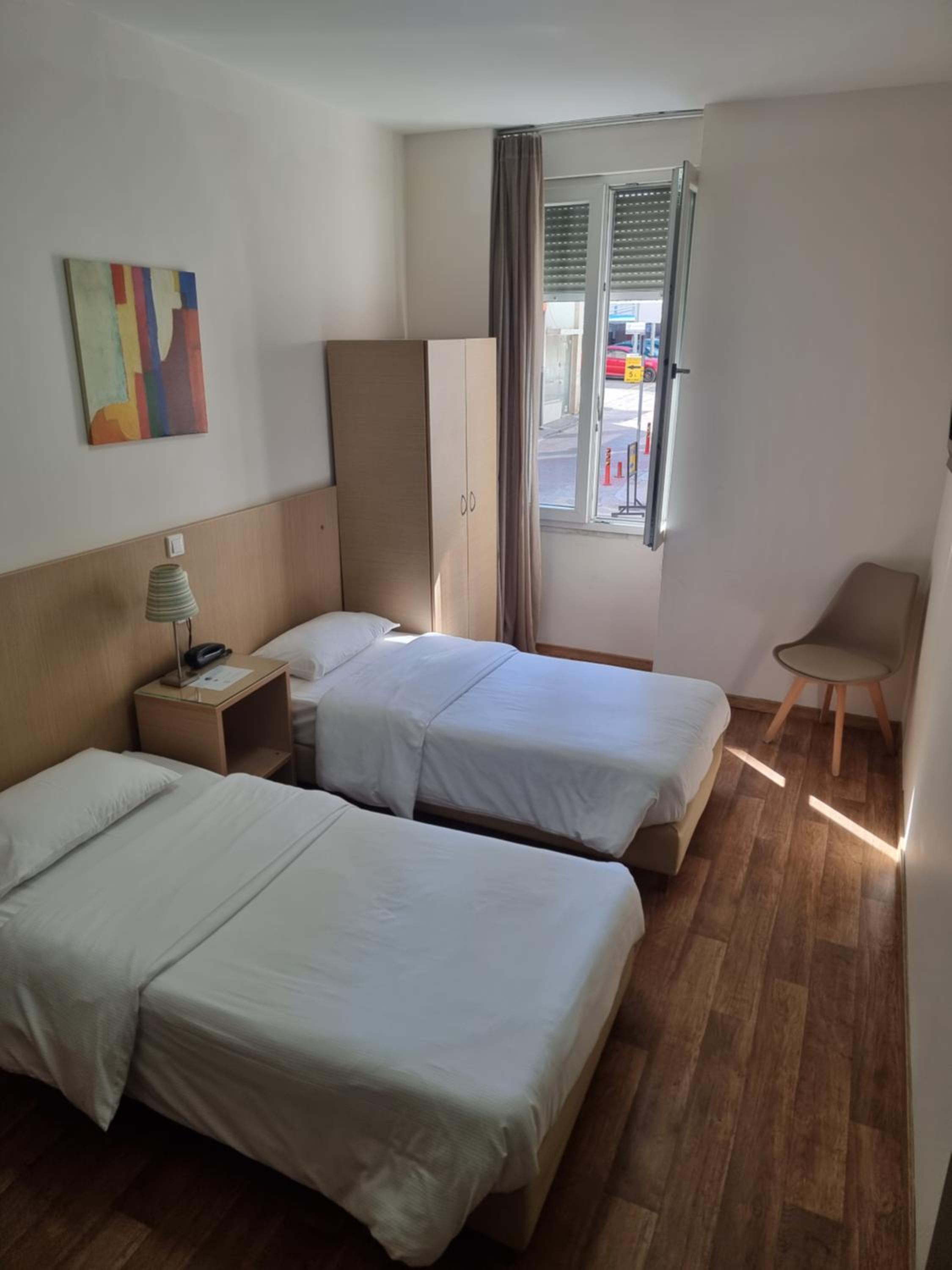 Standard Twin Room photo 1