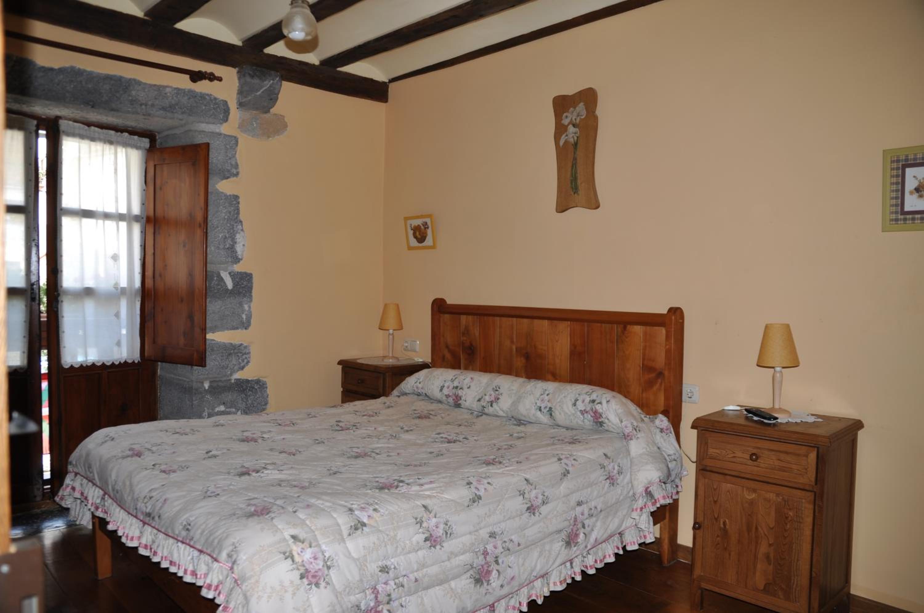 Habitación Doble Estándar con Baño Compartido