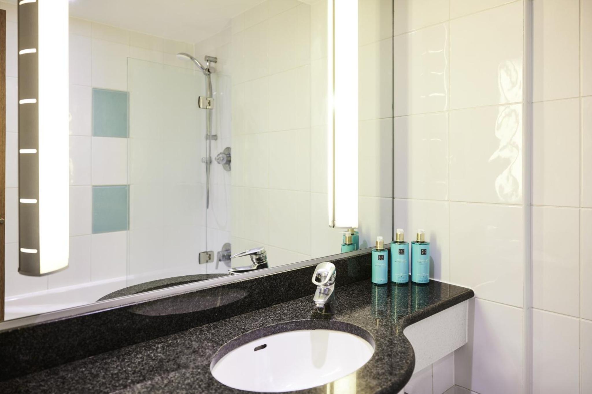 Superior Double Room - Photo 16