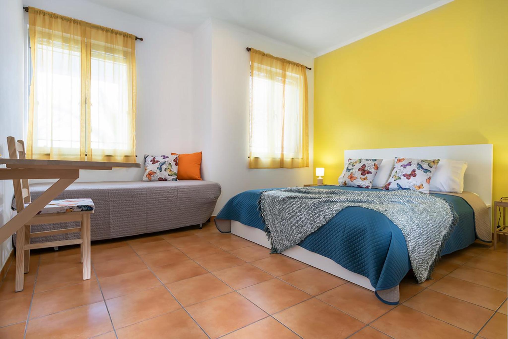 Large Double Room photo 1