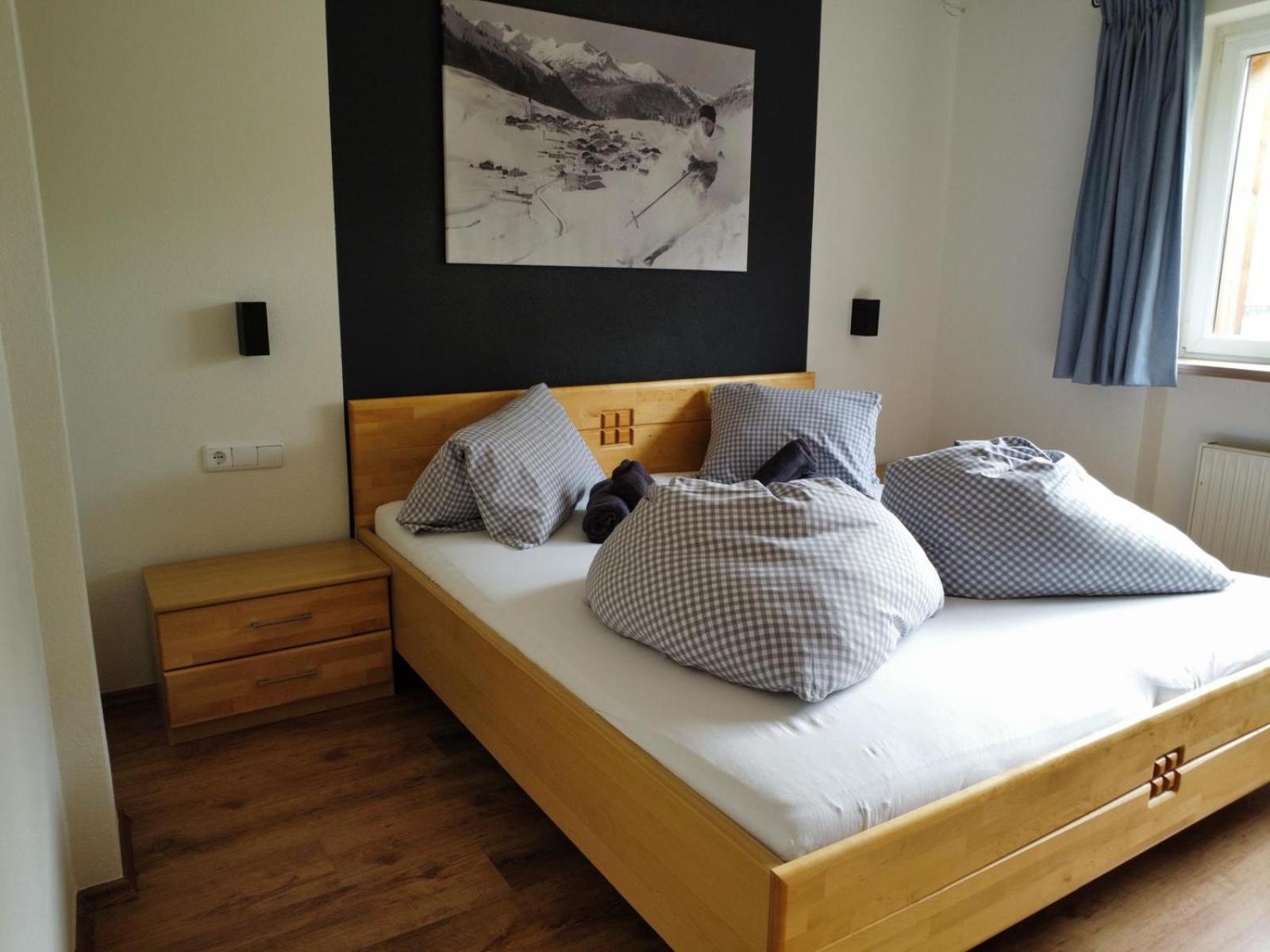 Apartment with Mountain View photo 3