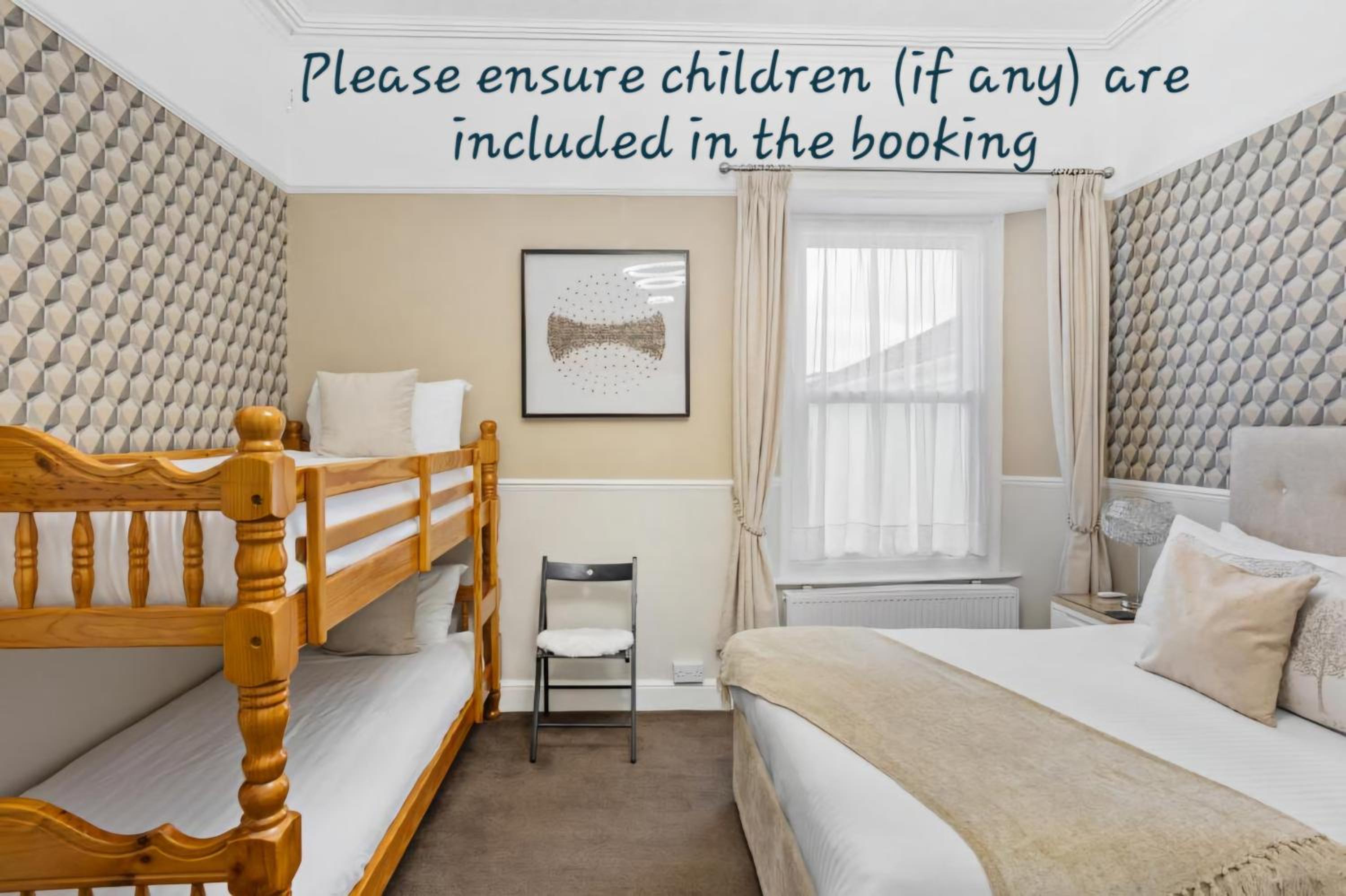 Family Room (2 Adults + 2 Children)
