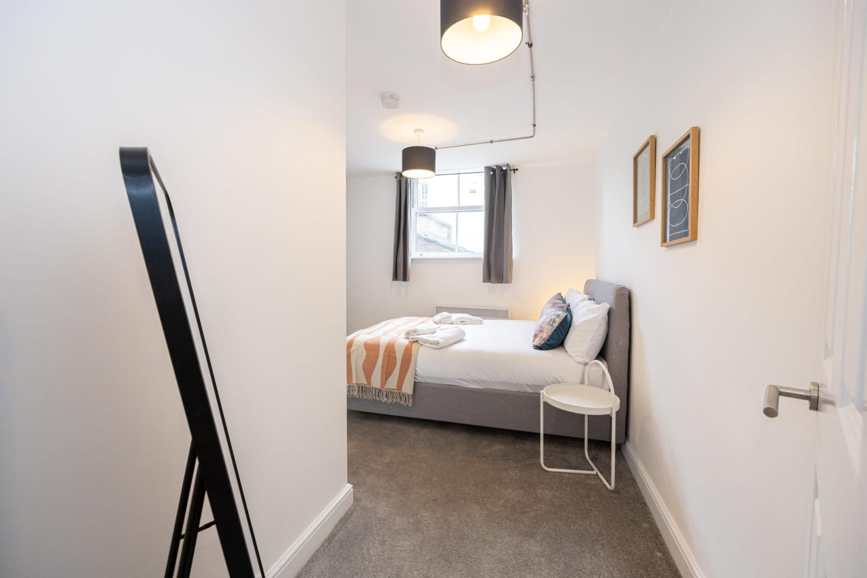 Apartment photo 1