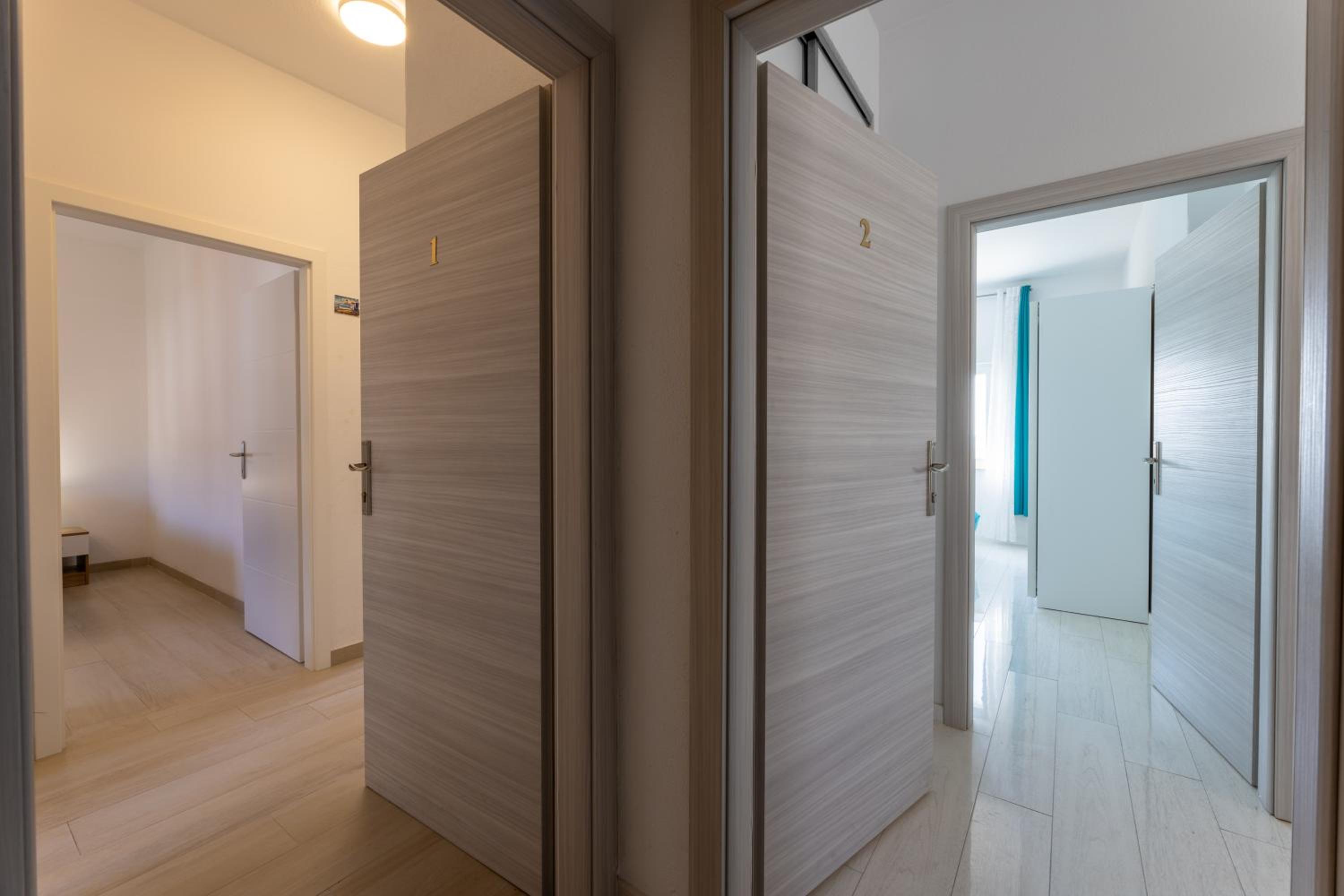 One-Bedroom Apartment with Sea View