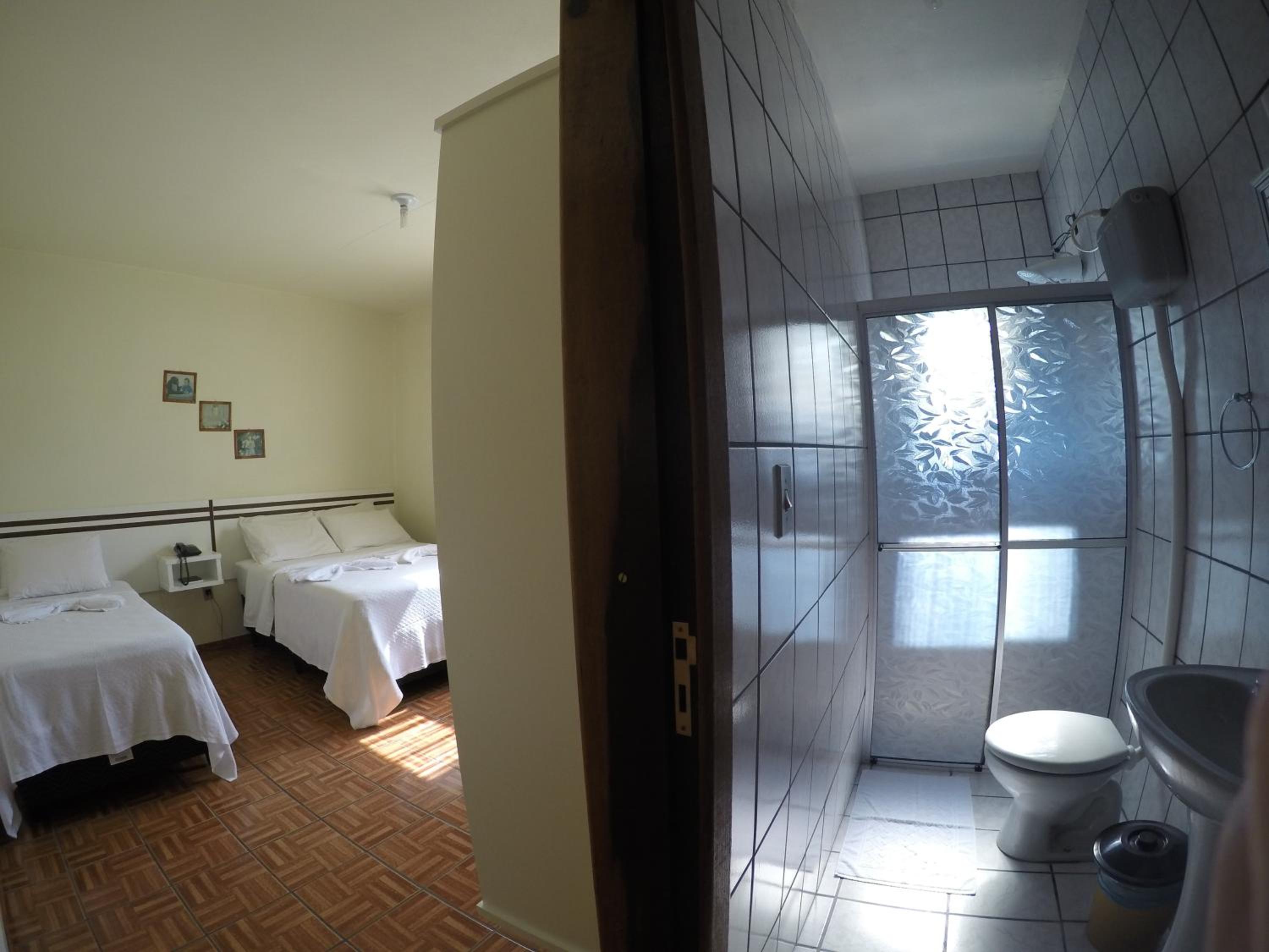 Double Room with Private Bathroom photo 2
