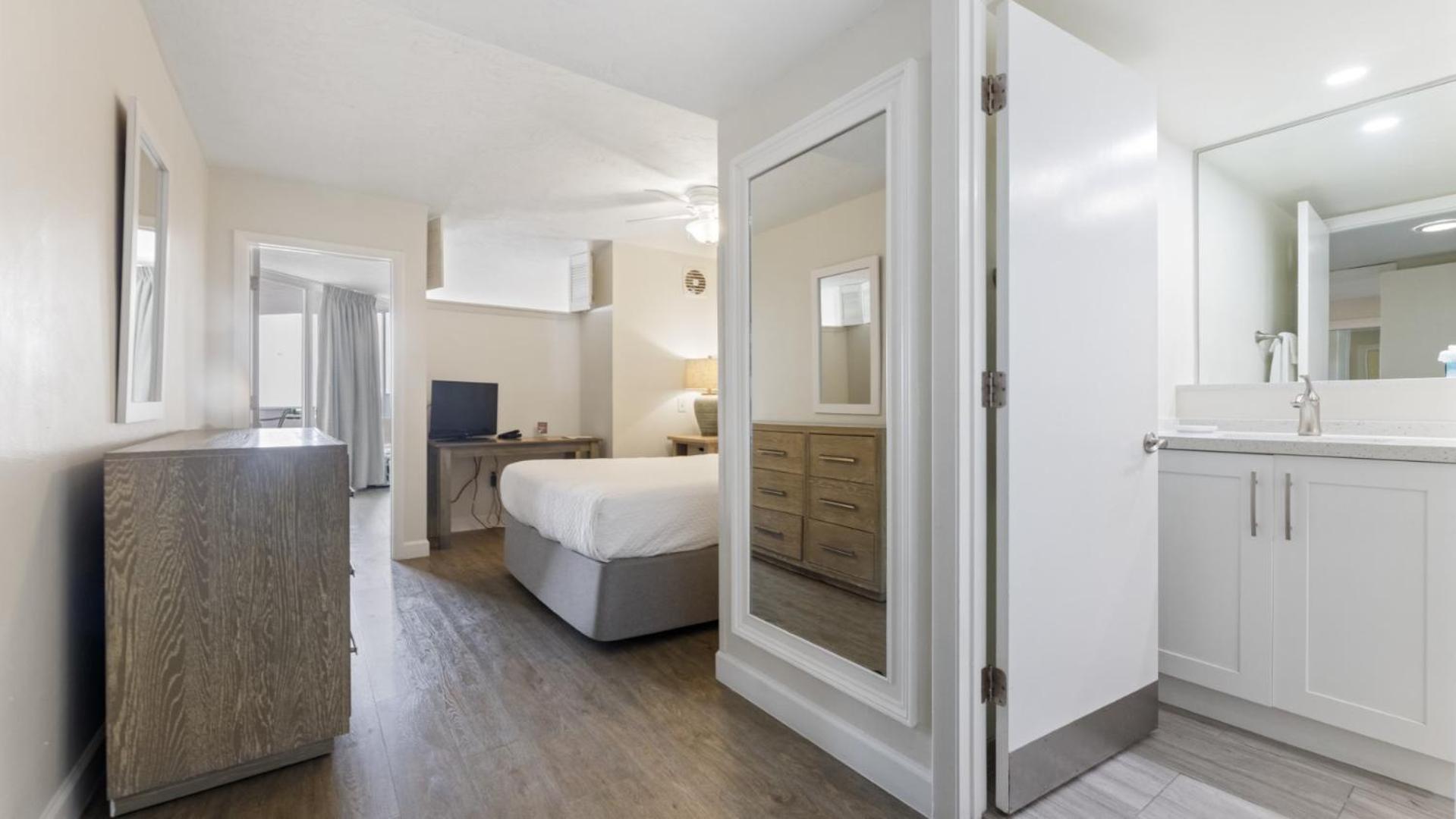 Deluxe Suite photo 2