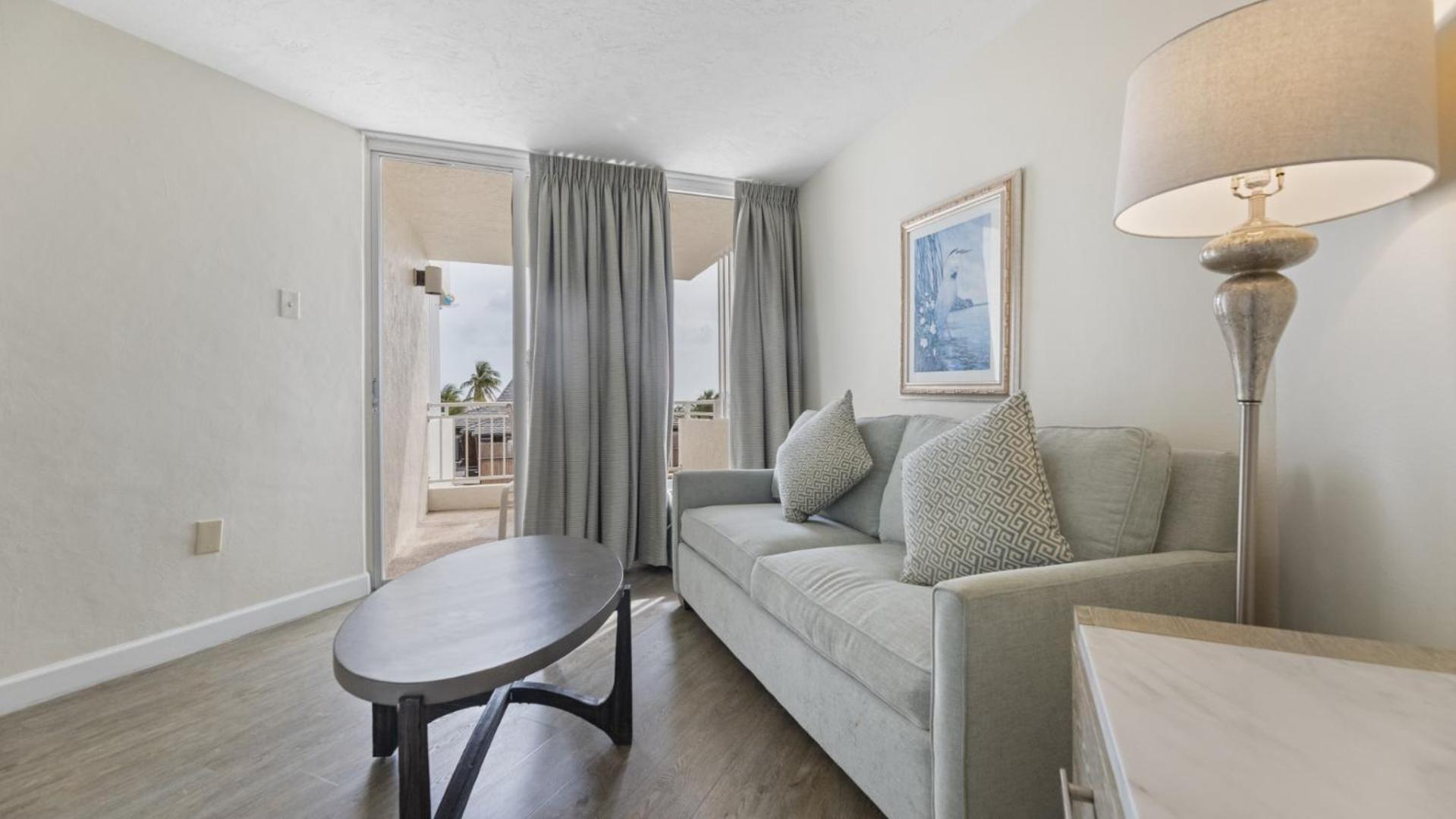 Deluxe Suite photo 1