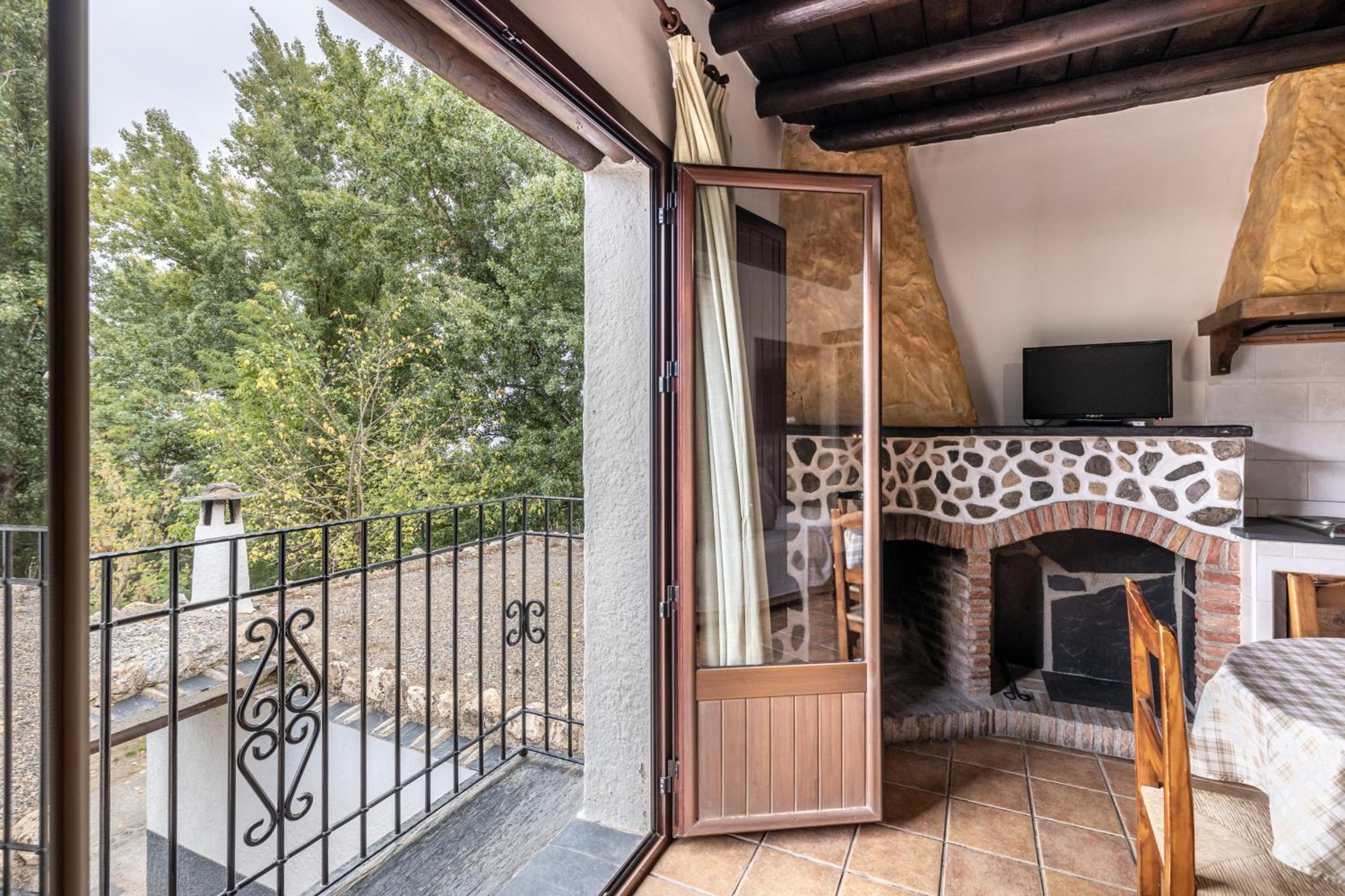 Two-Bedroom Apartment - Photo 9