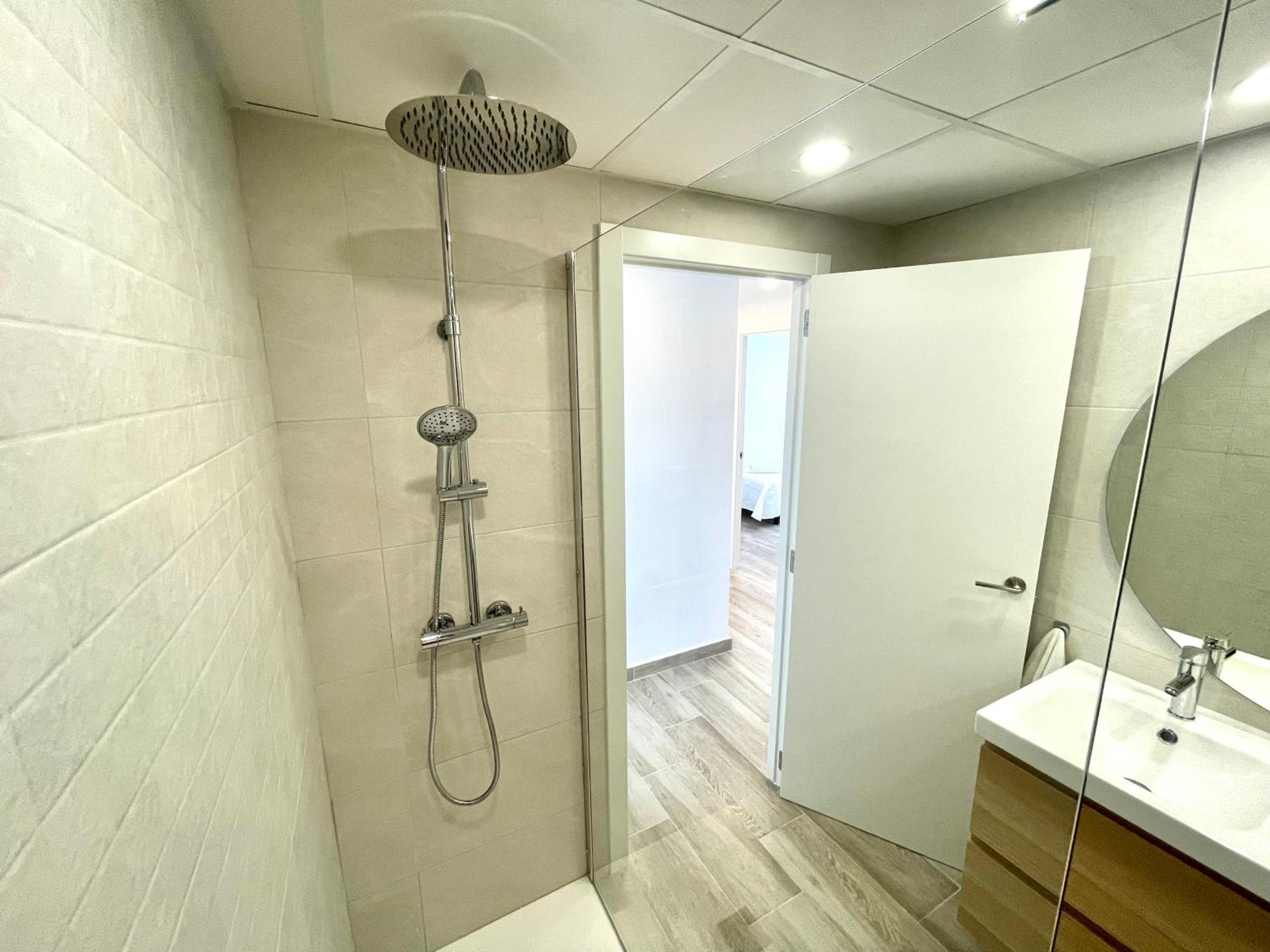 Three-Bedroom Apartment photo 2