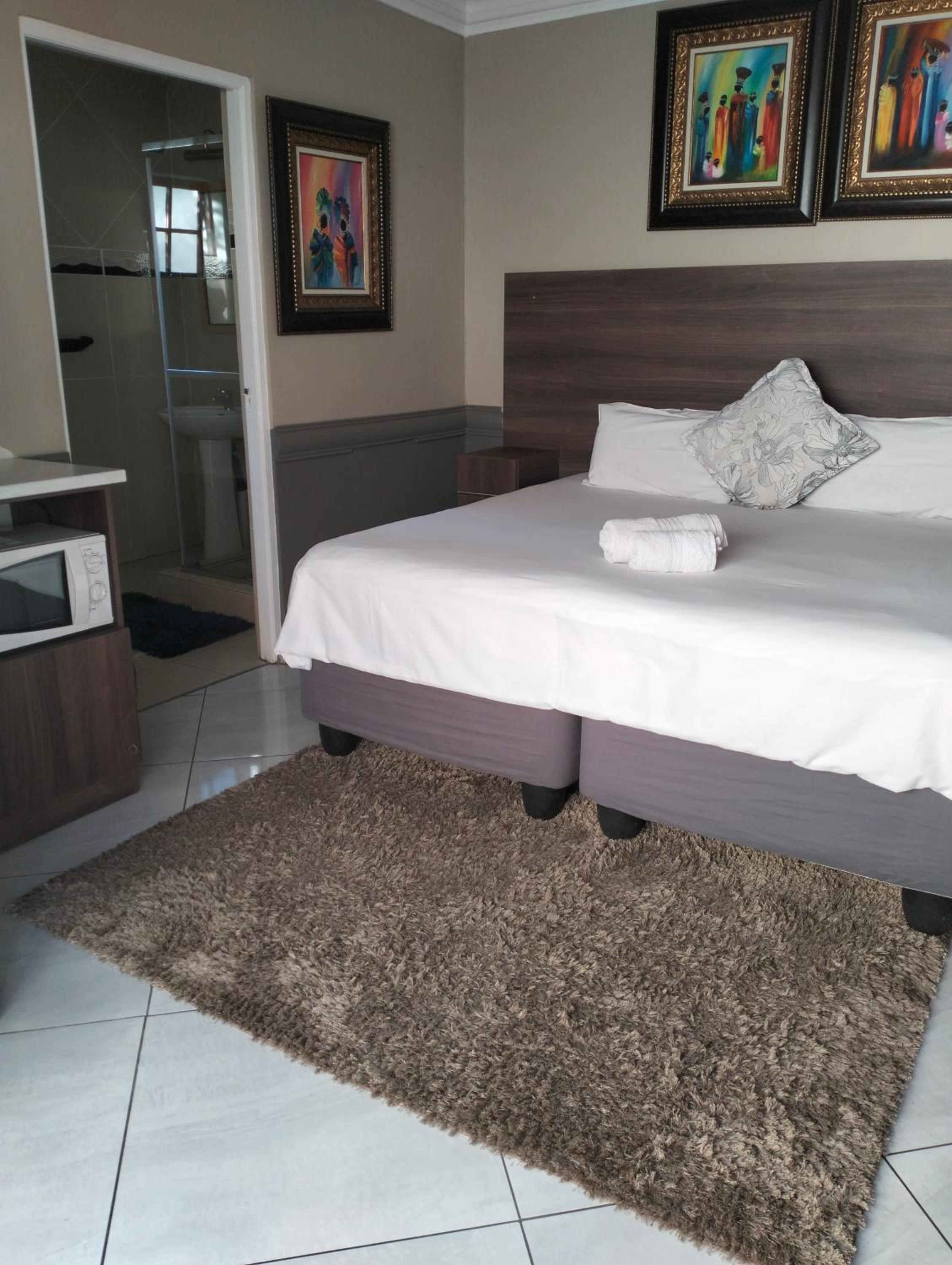 Deluxe Double Room photo 2