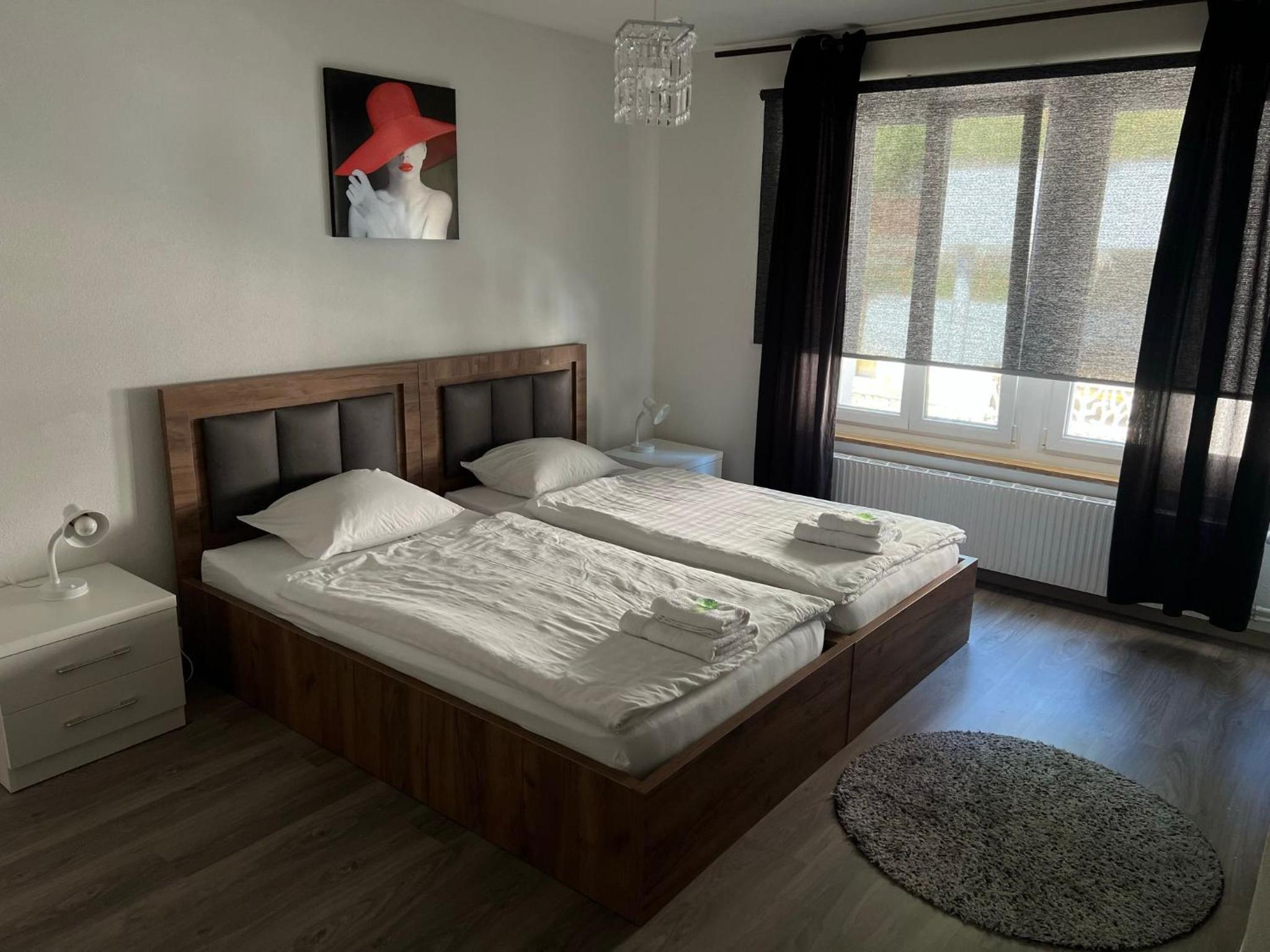 Double Room - Photo 9