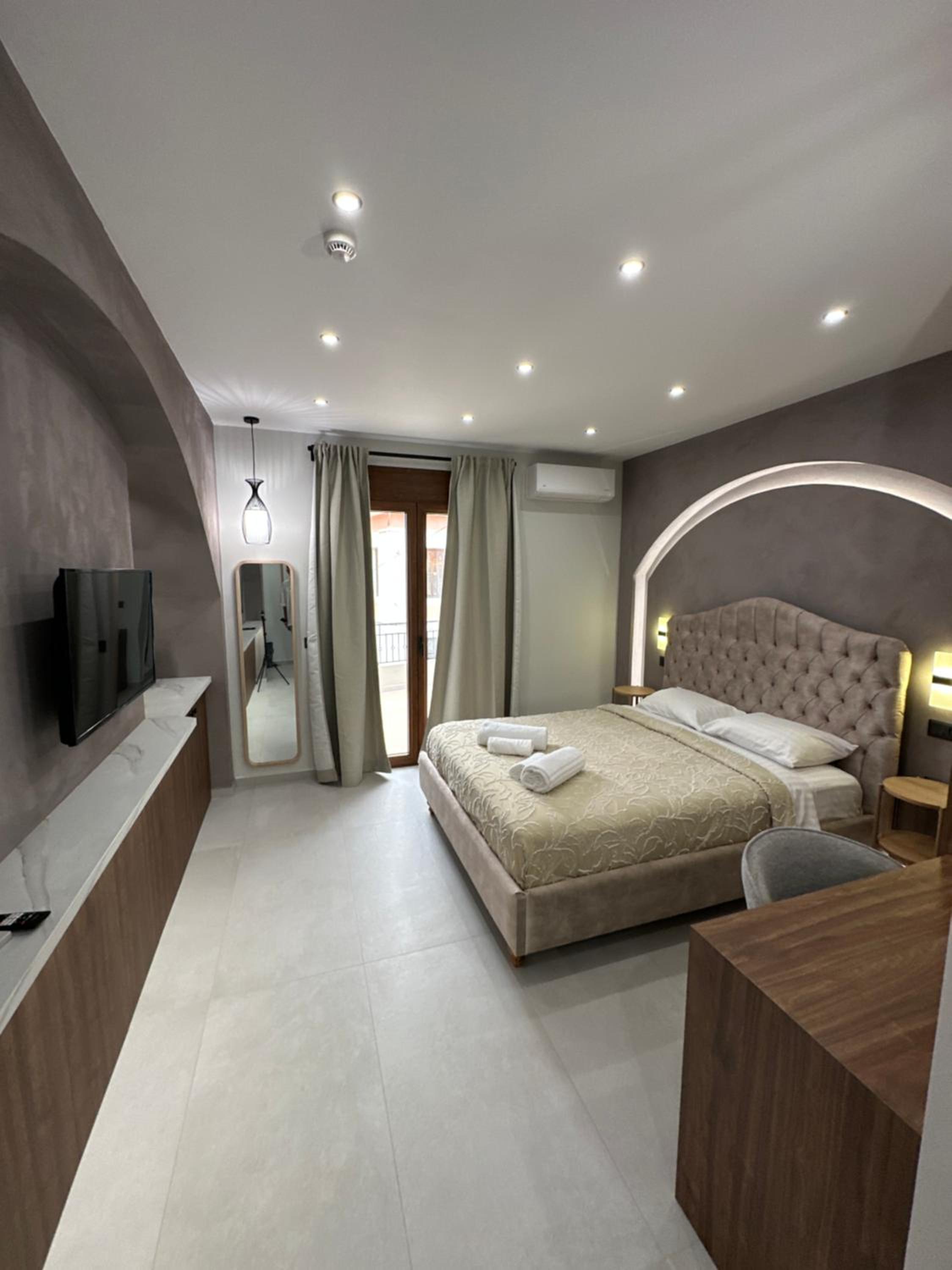 Deluxe Double Room with Balcony