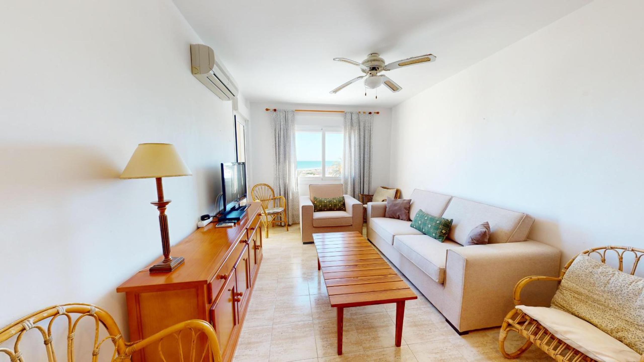 Apartamento con vista al mar