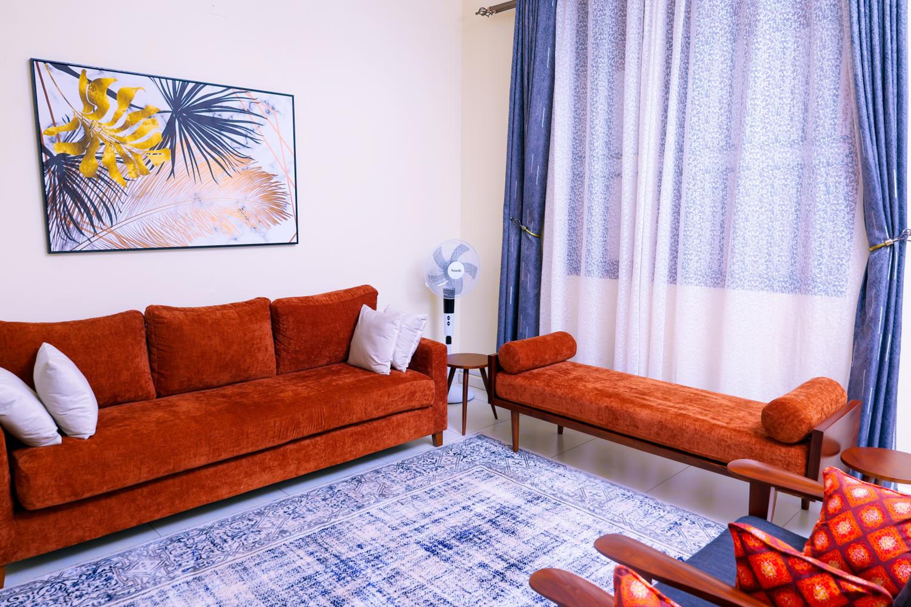 Three-Bedroom Apartment photo 1
