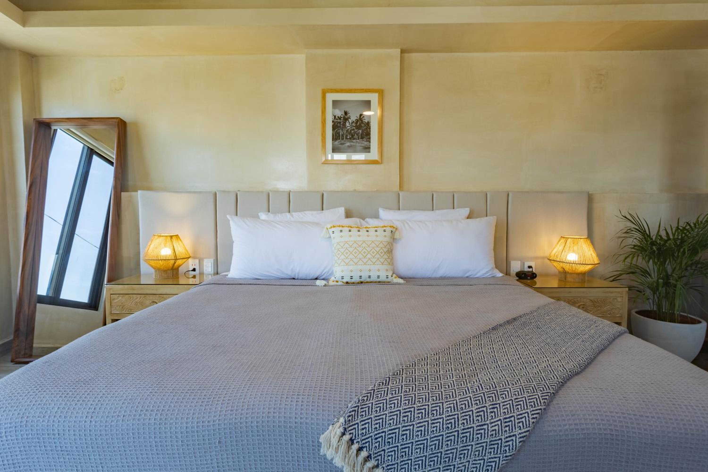 King Suite - Photo 4