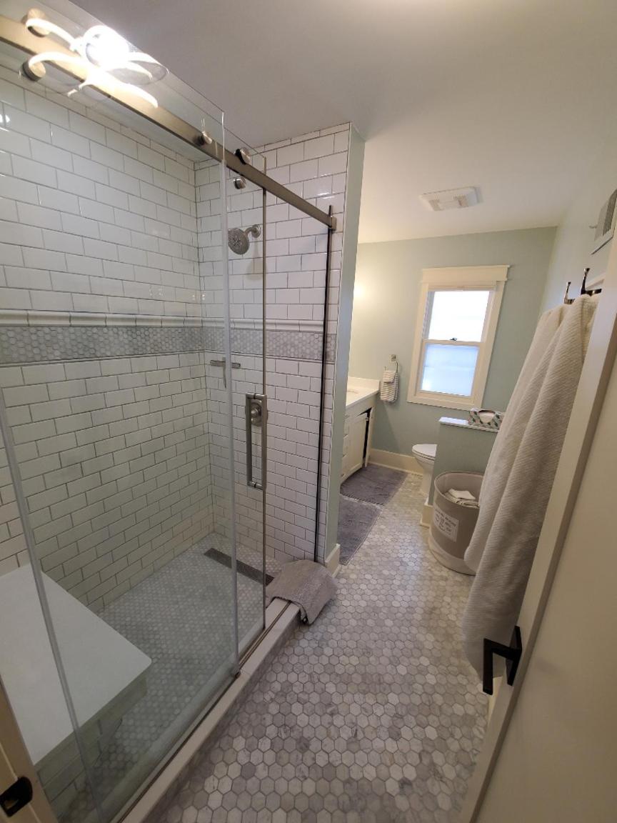 Three-Bedroom House photo 2