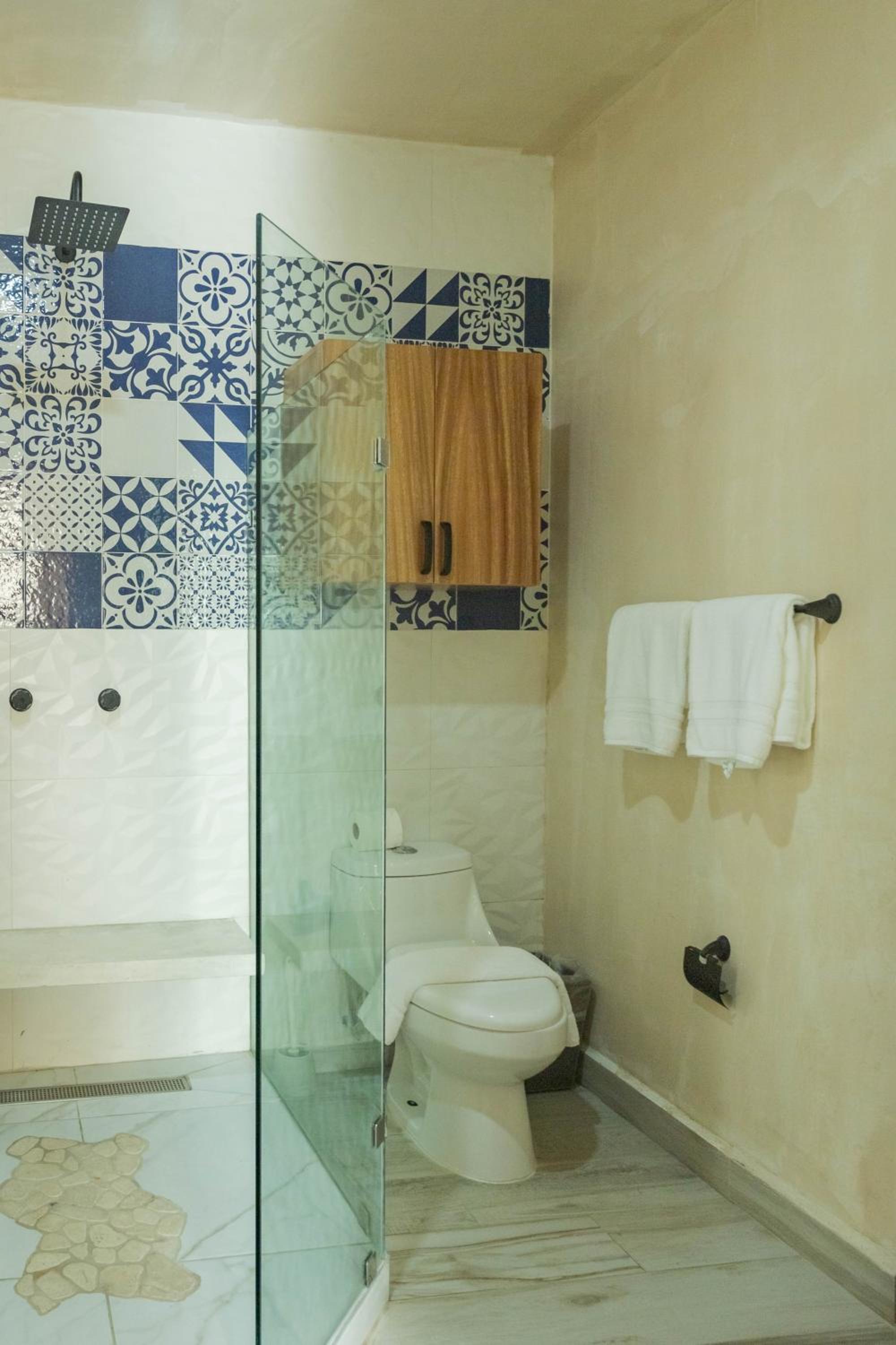 Deluxe Double Room with Sea View - Photo 2