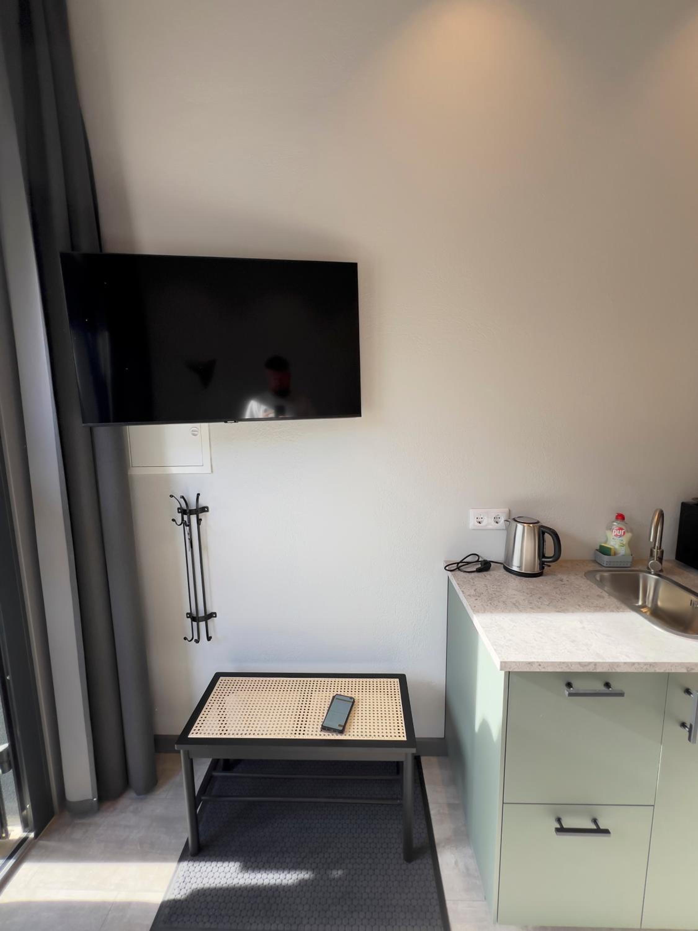 Studio - Split Level photo 1