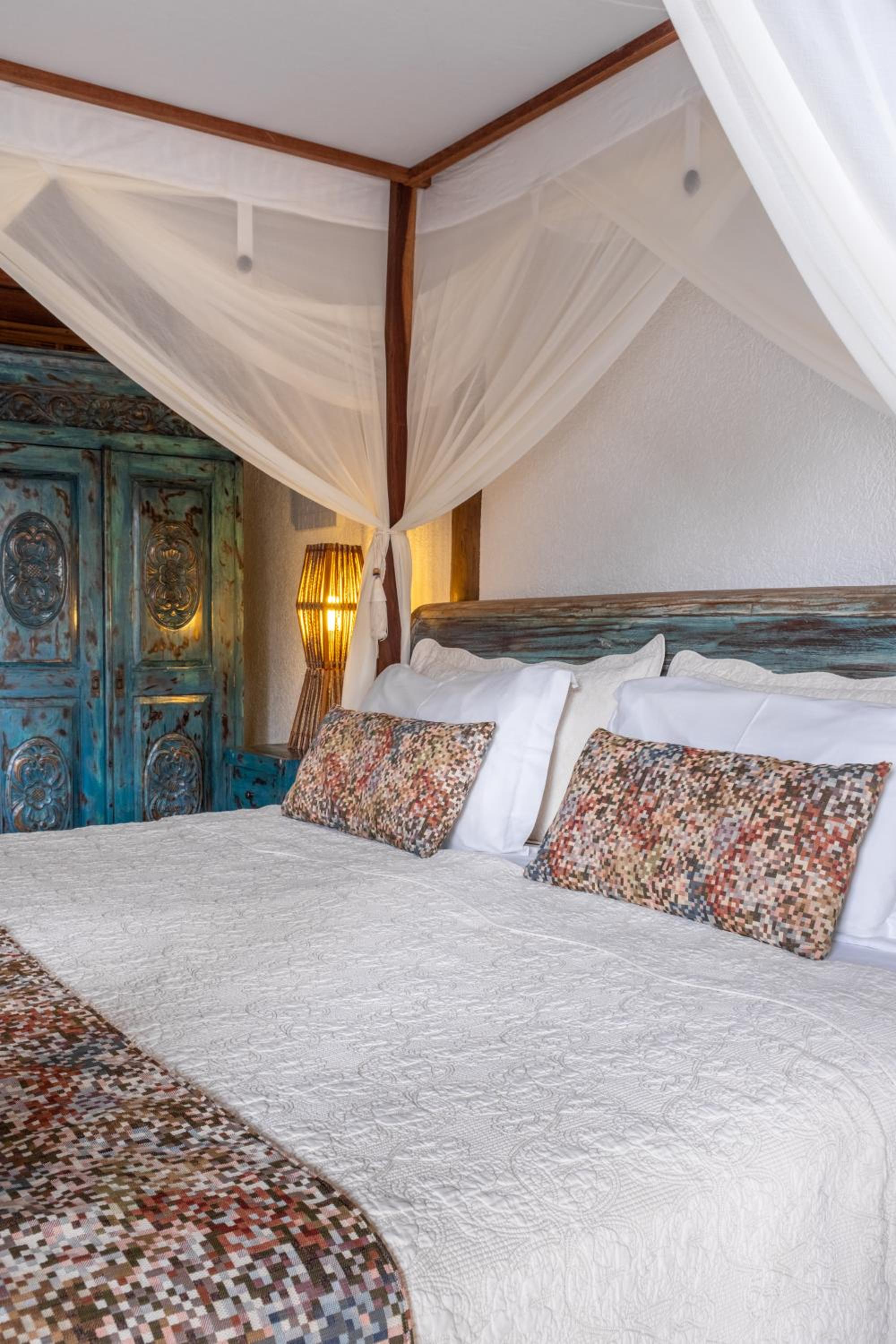 Deluxe Double Room with Balcony - Photo 8