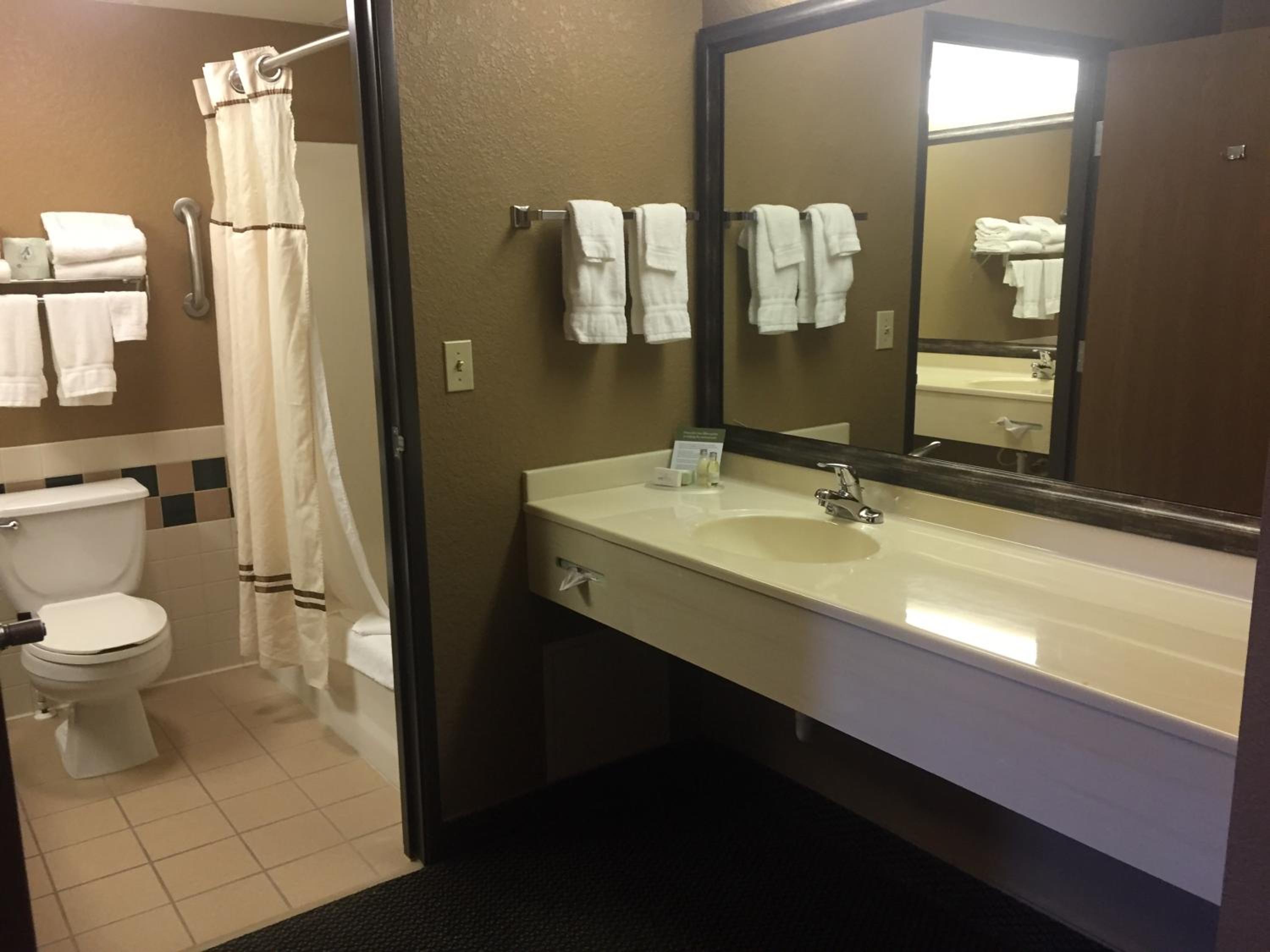 Suite photo 1