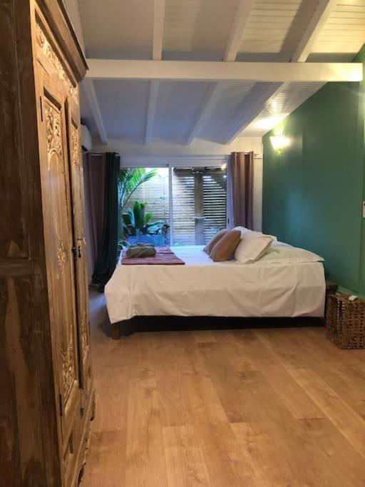 Three-Bedroom Villa photo 3
