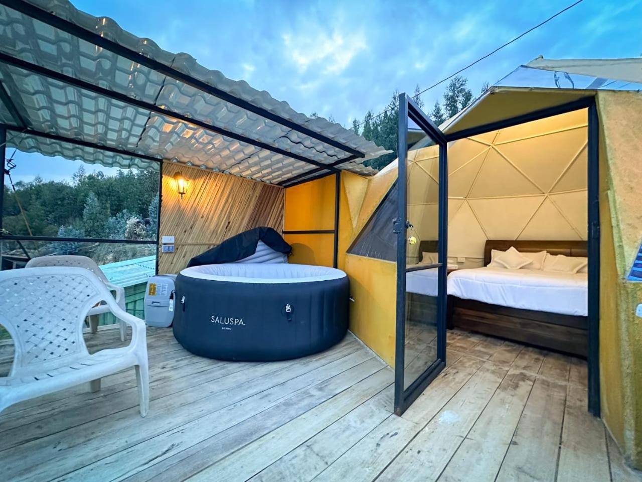 One-Bedroom House photo 1