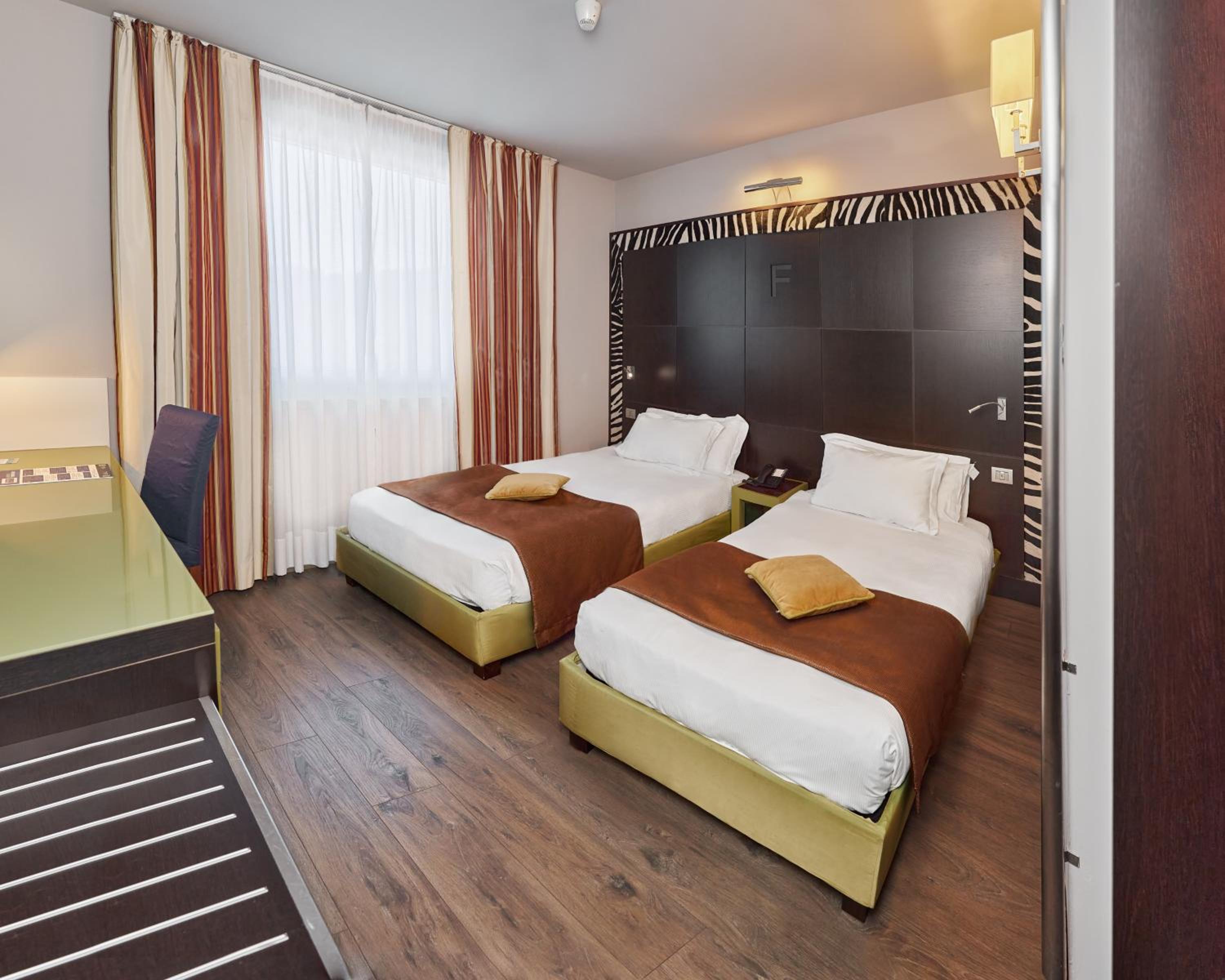 Superior Twin Room - Photo 3