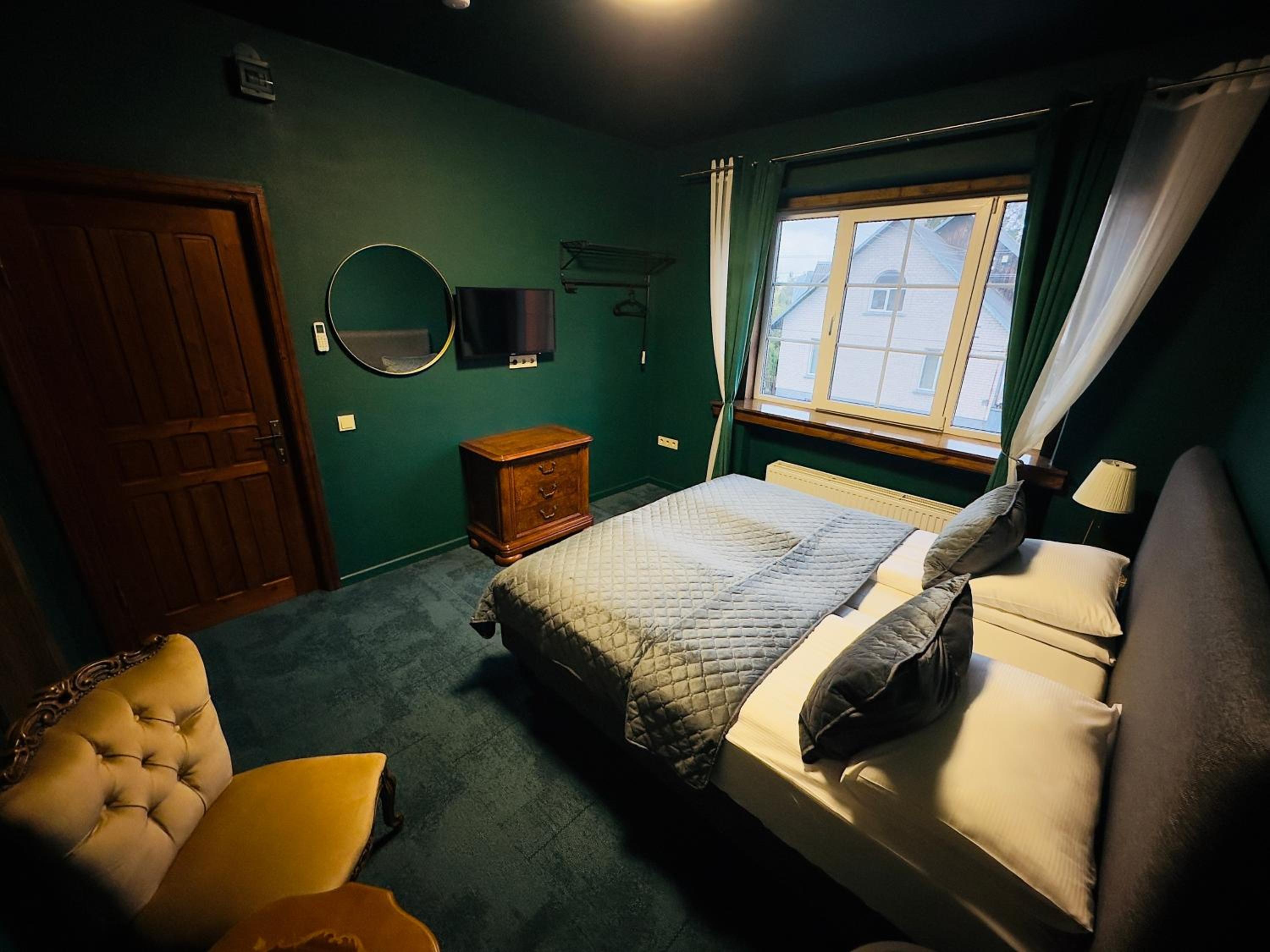 Double or Twin Room - Oliver Twist photo 2