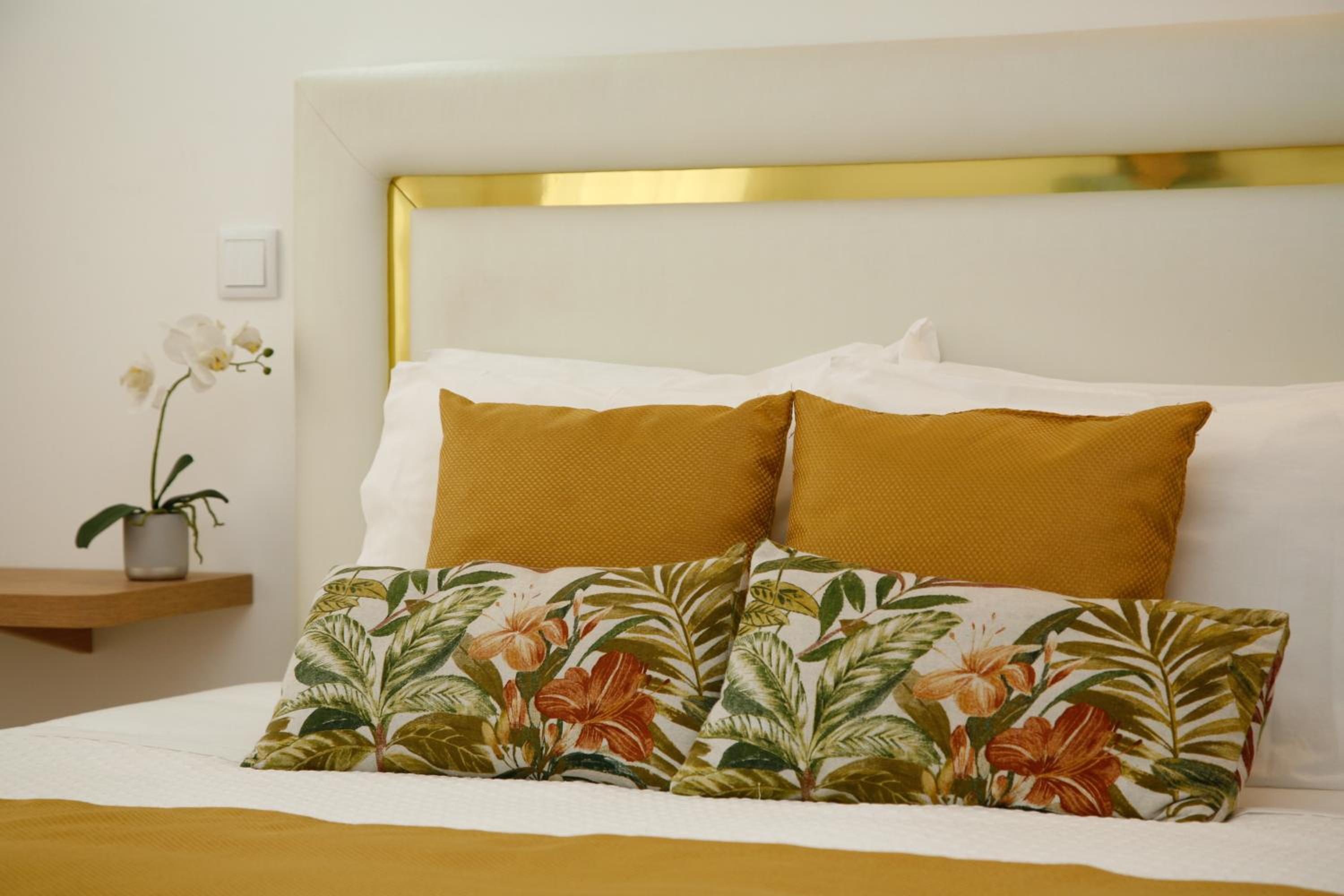 Double Room - Photo 3