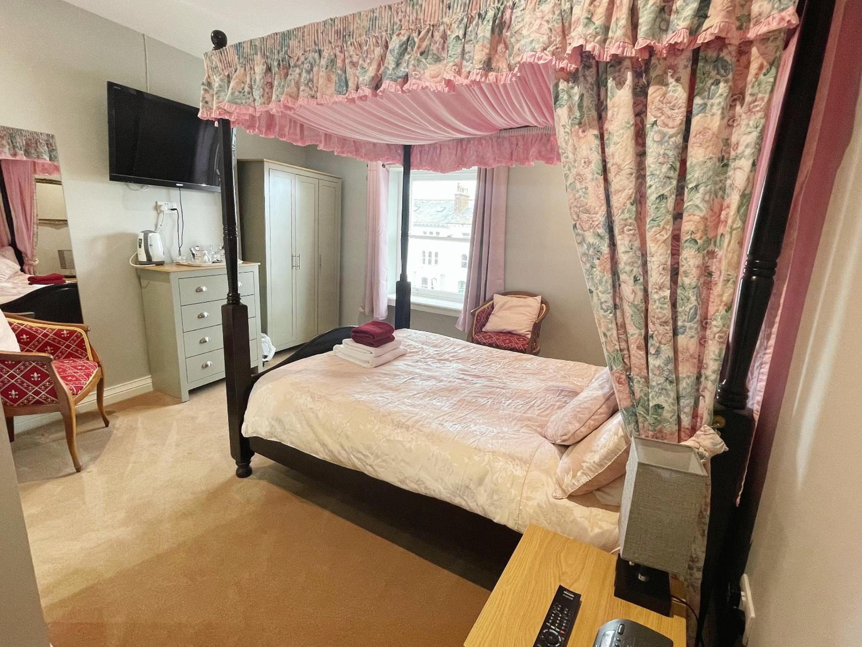 Deluxe Double Room - Photo 1