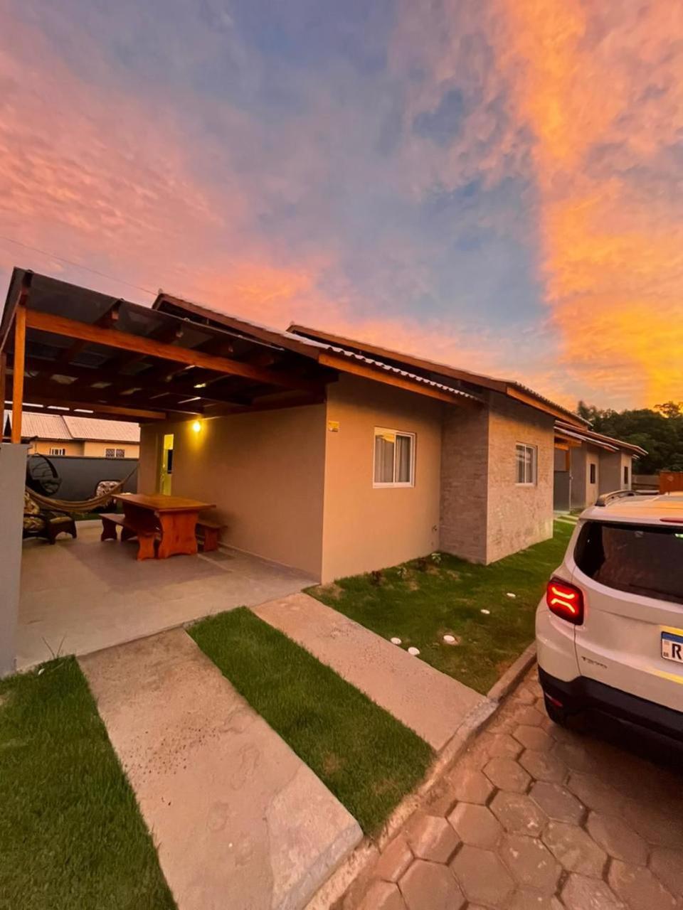 One-Bedroom House photo 2