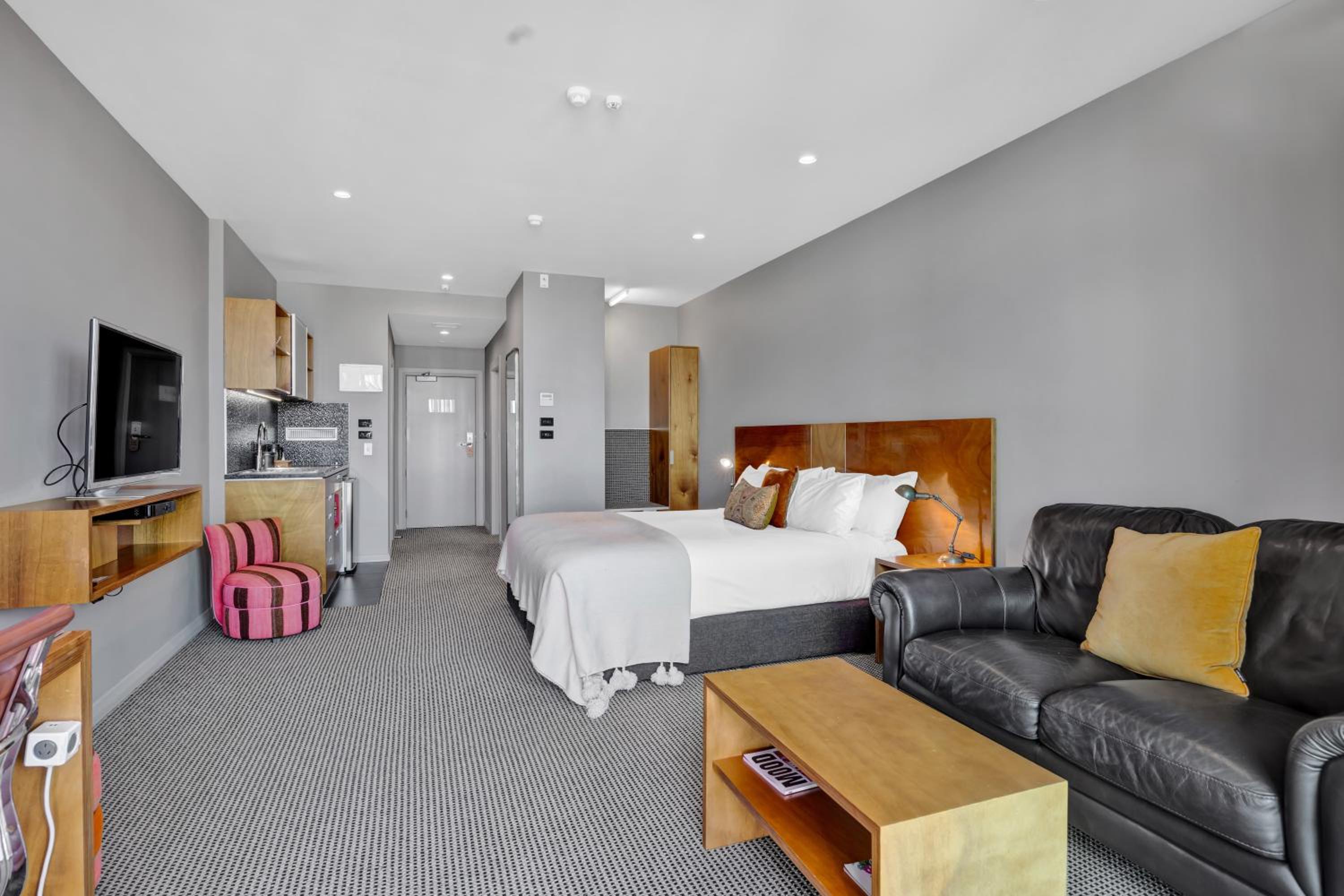 Premium Suite