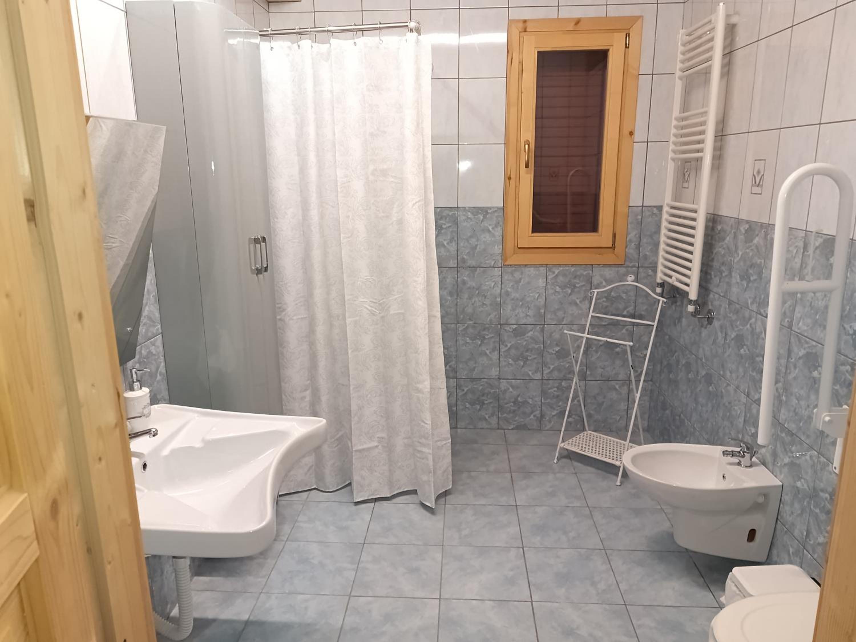 Fodor, Foto 7