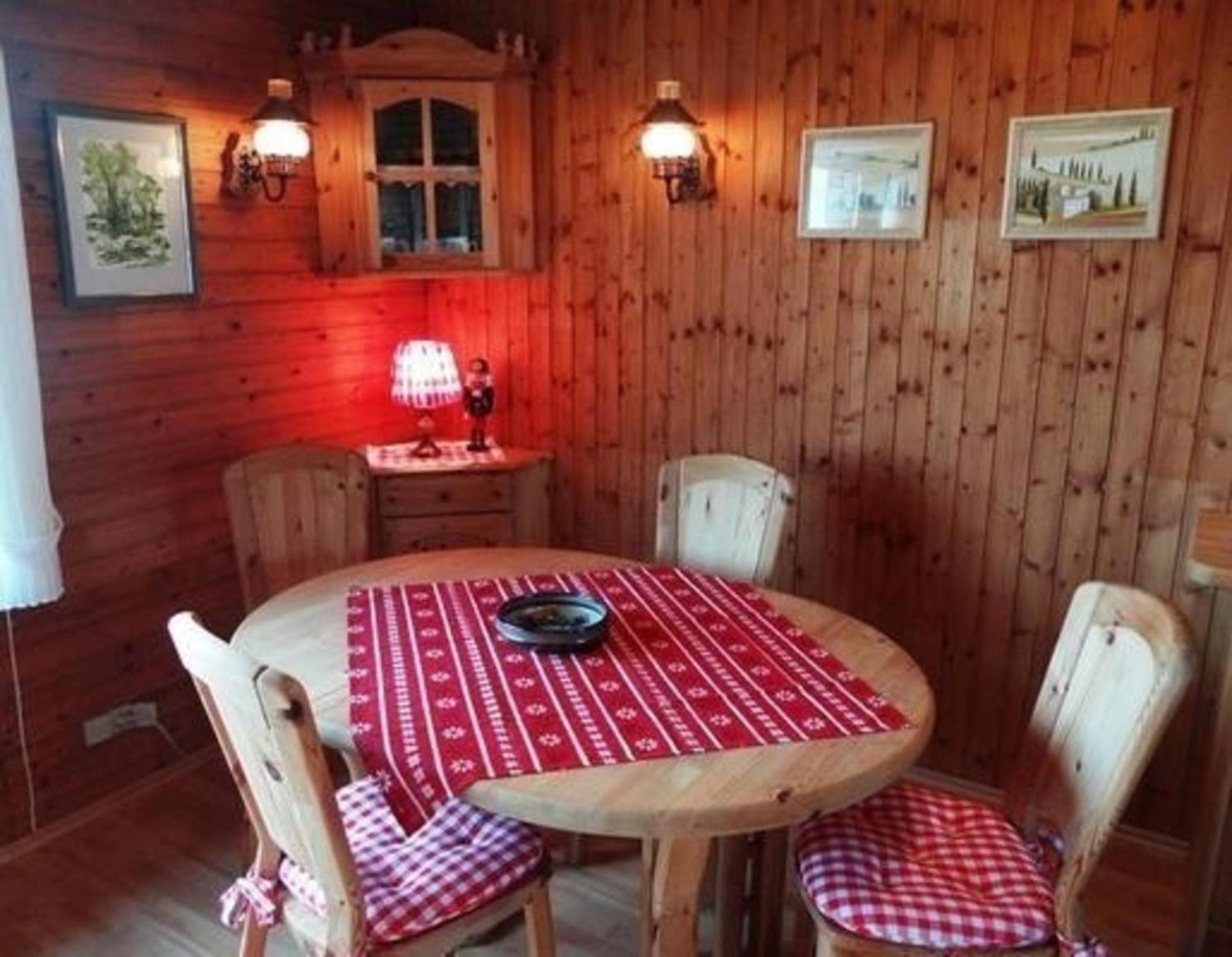 Three-Bedroom Vacation Home  photo 2