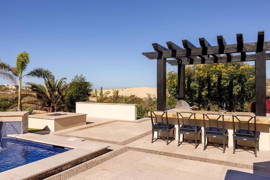 Villa photo 2