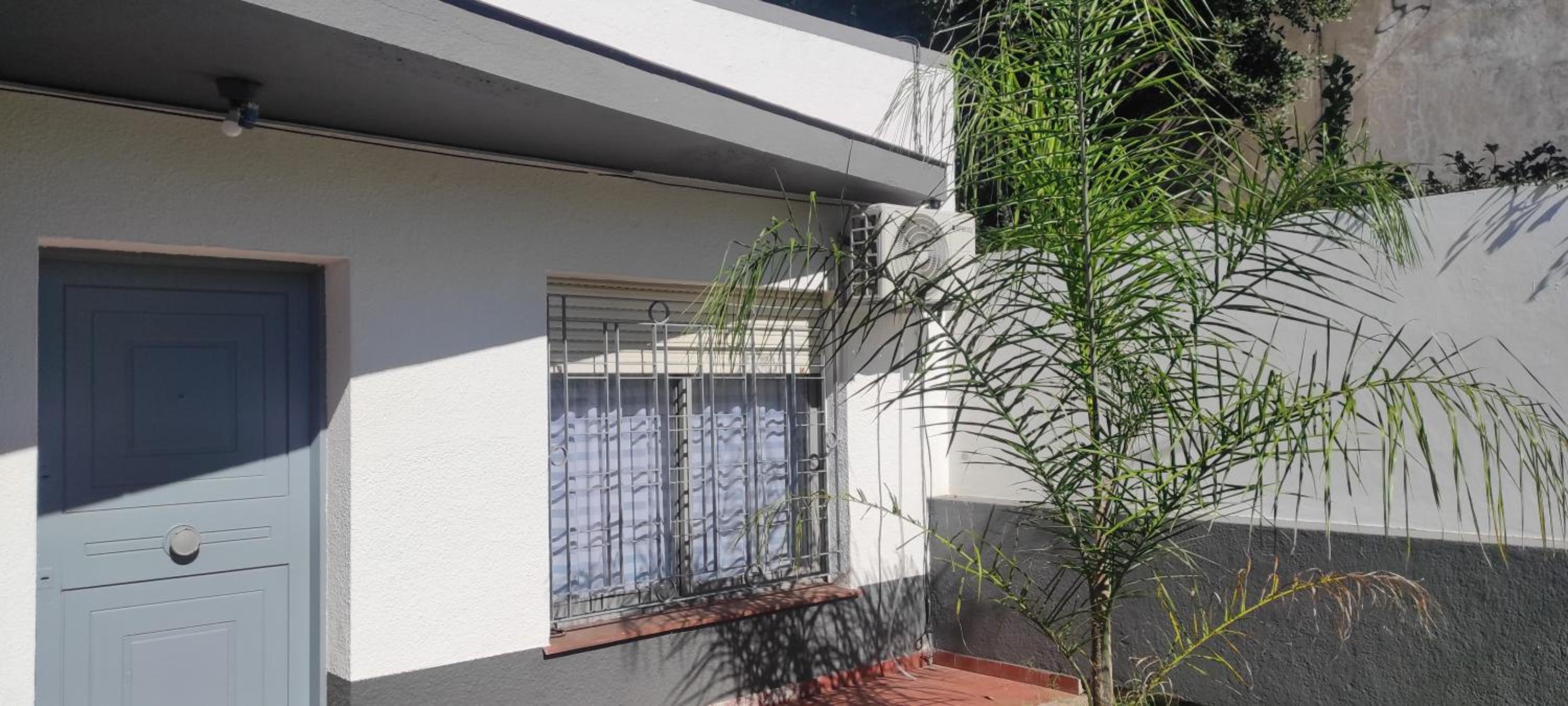 Two-Bedroom House photo 2