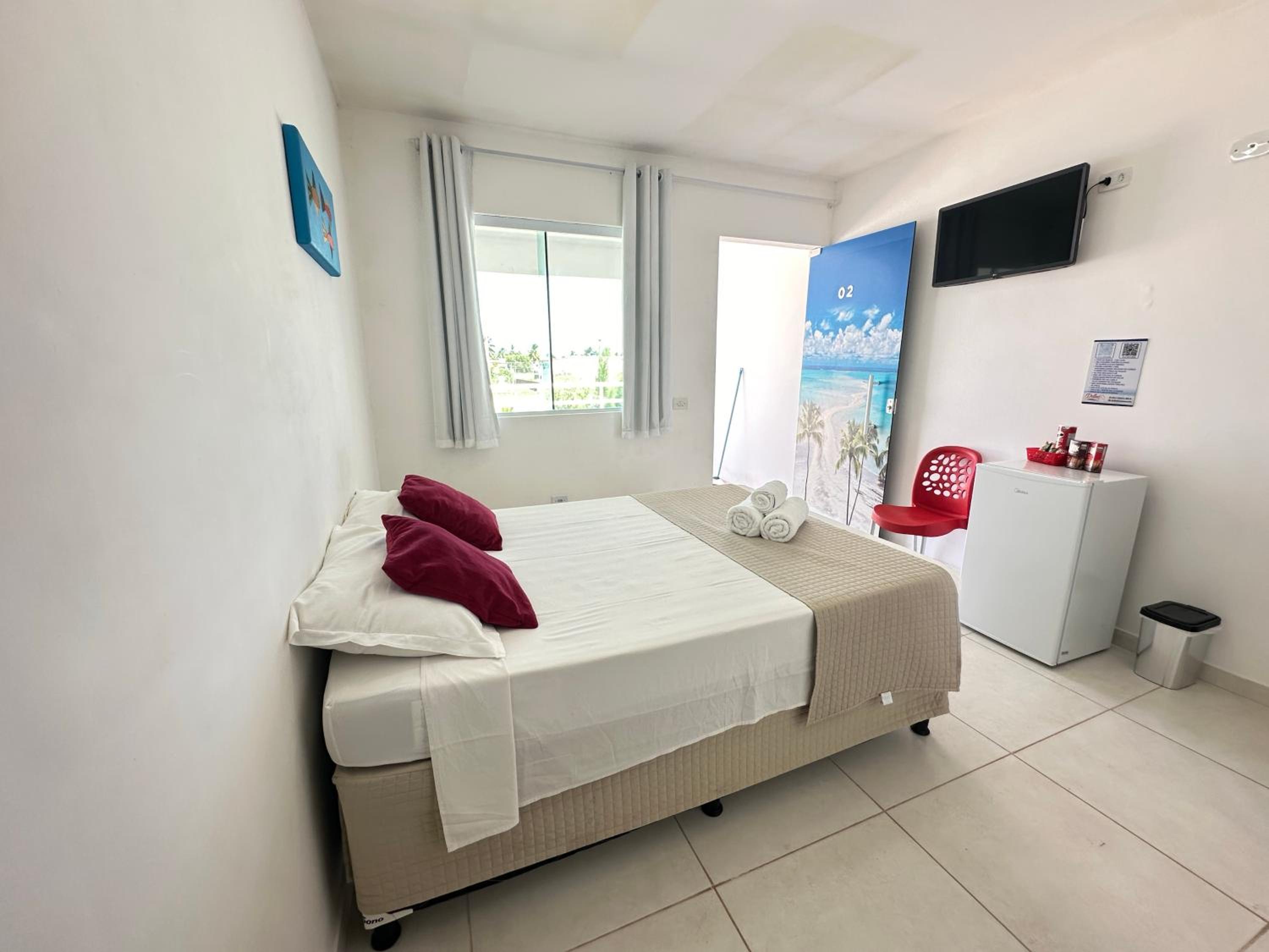 Budget Double Room - Photo 7