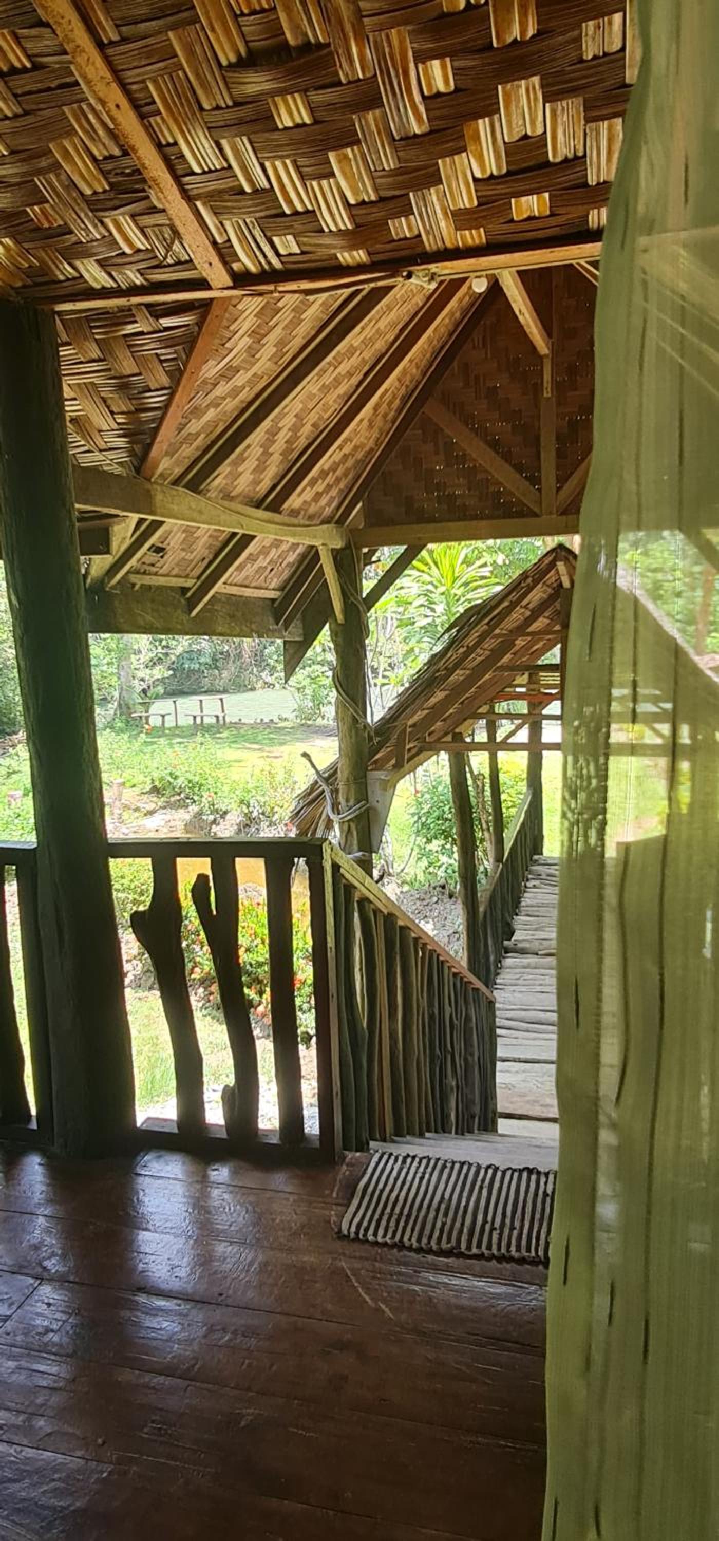 Bungalow - Water Front photo 3