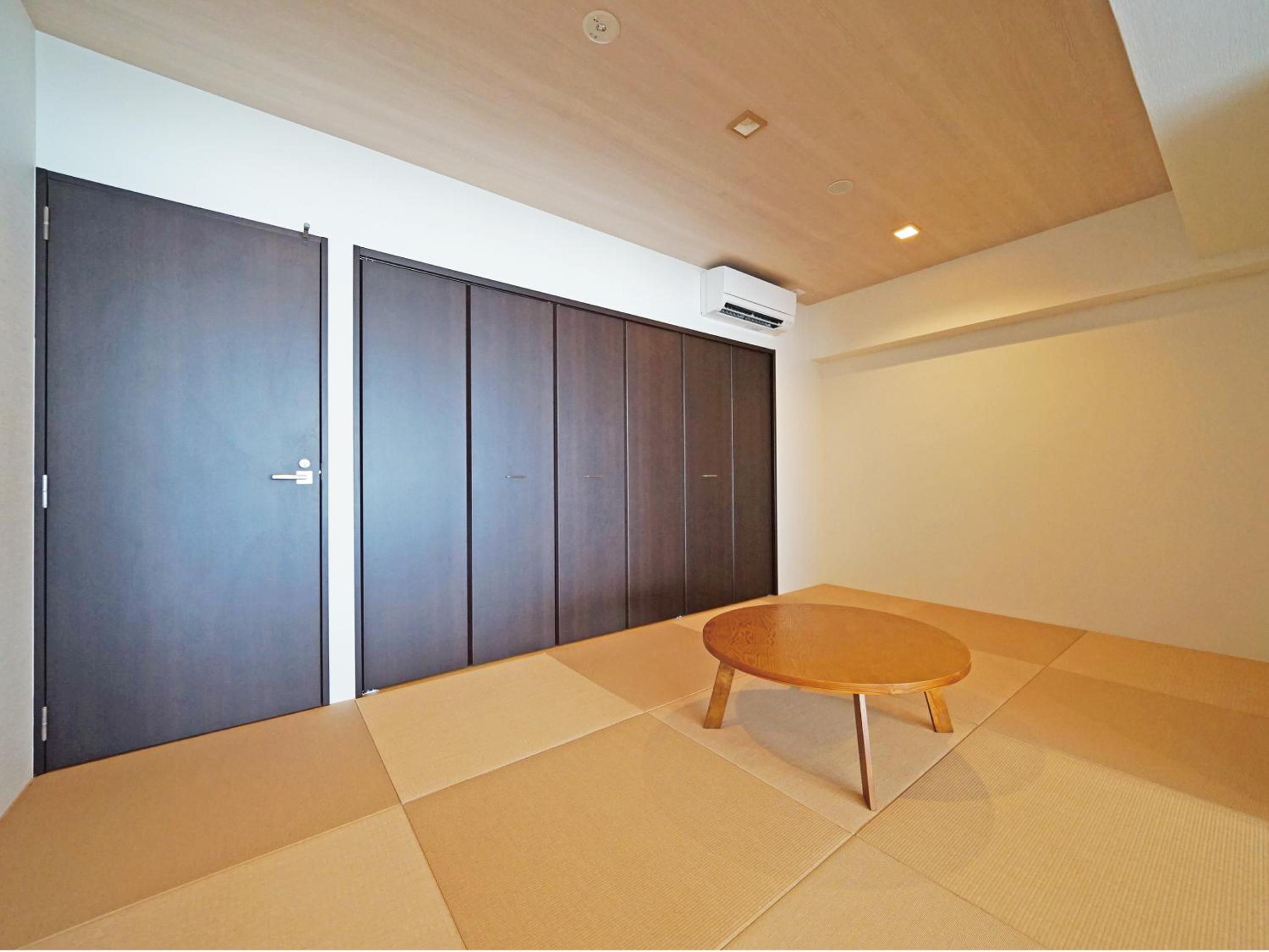 Suite with Balcony - Photo 7