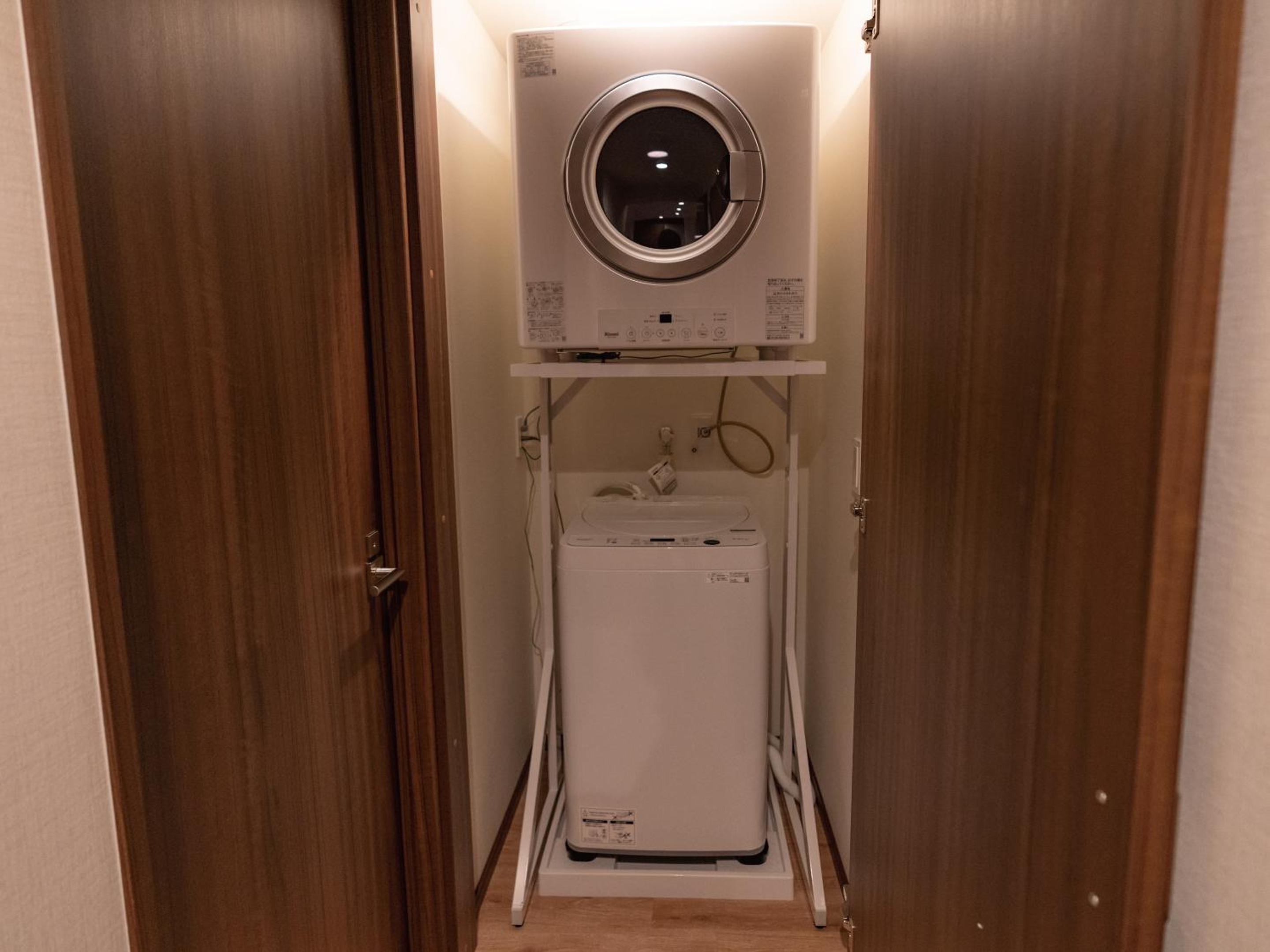 Suite with Balcony - Photo 2
