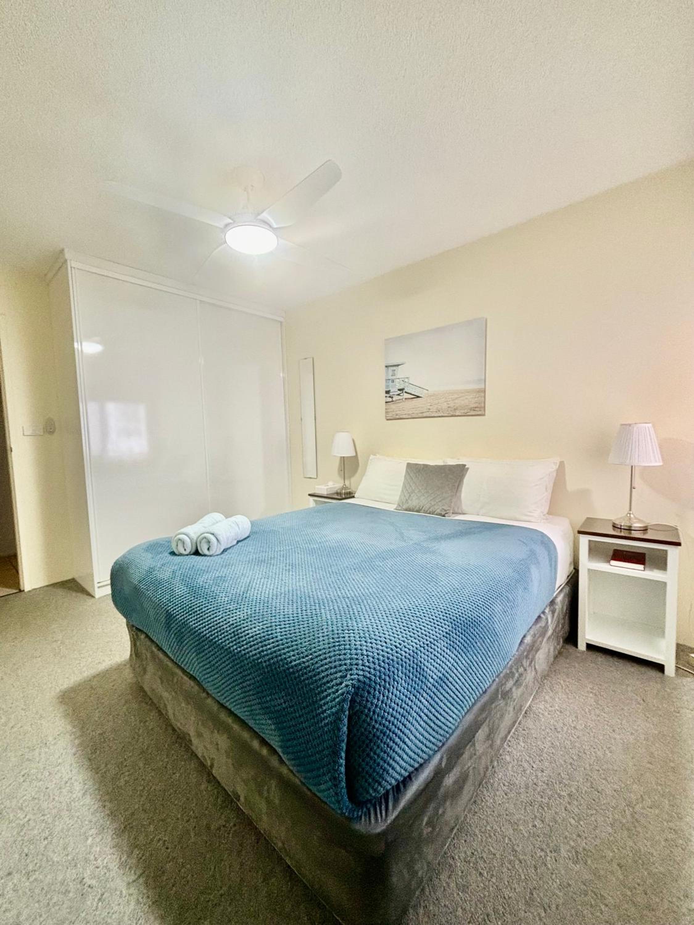 One-Bedroom Apartment with Balcony - Photo 6