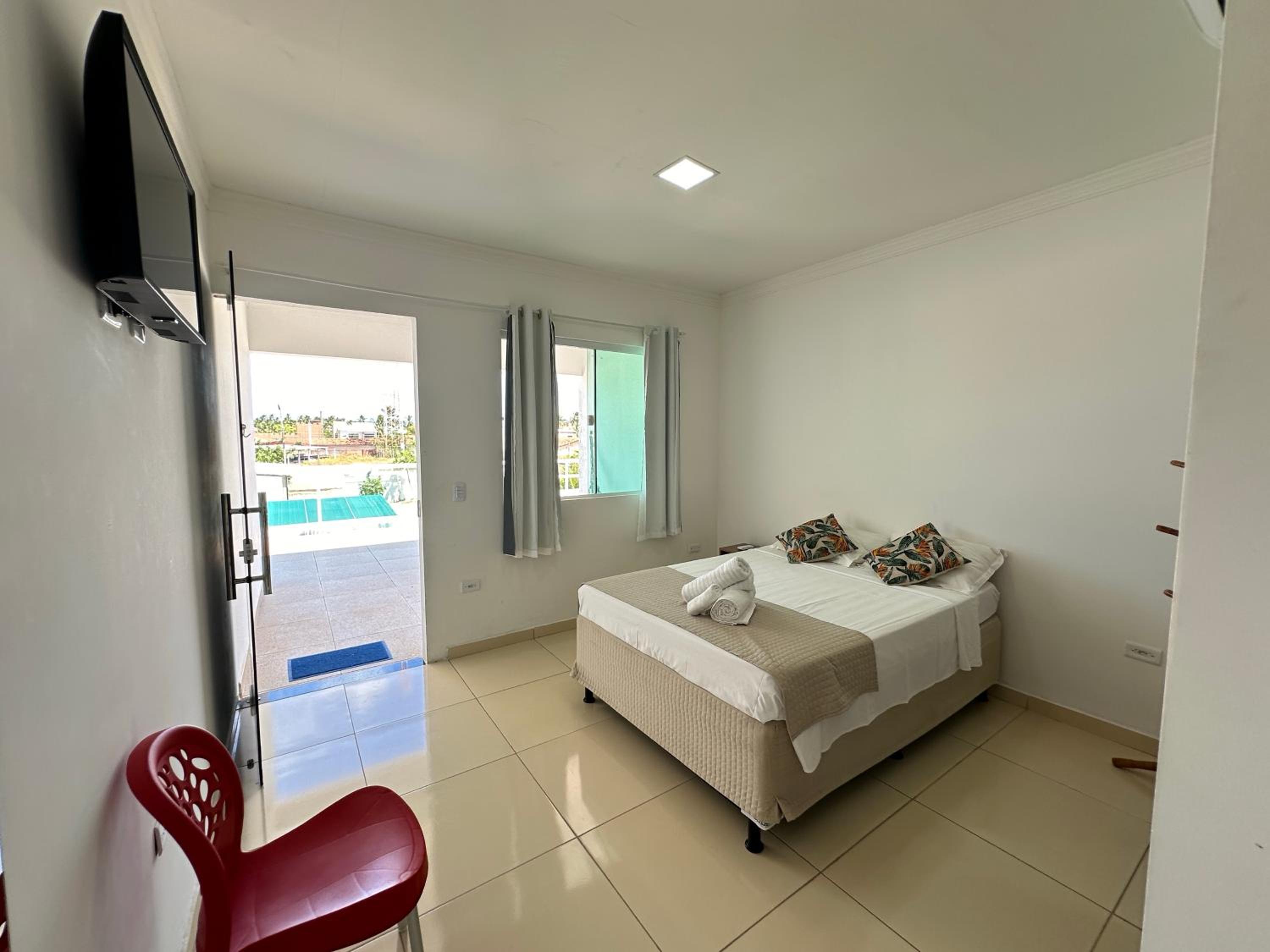 Standard Double Room - Photo 3