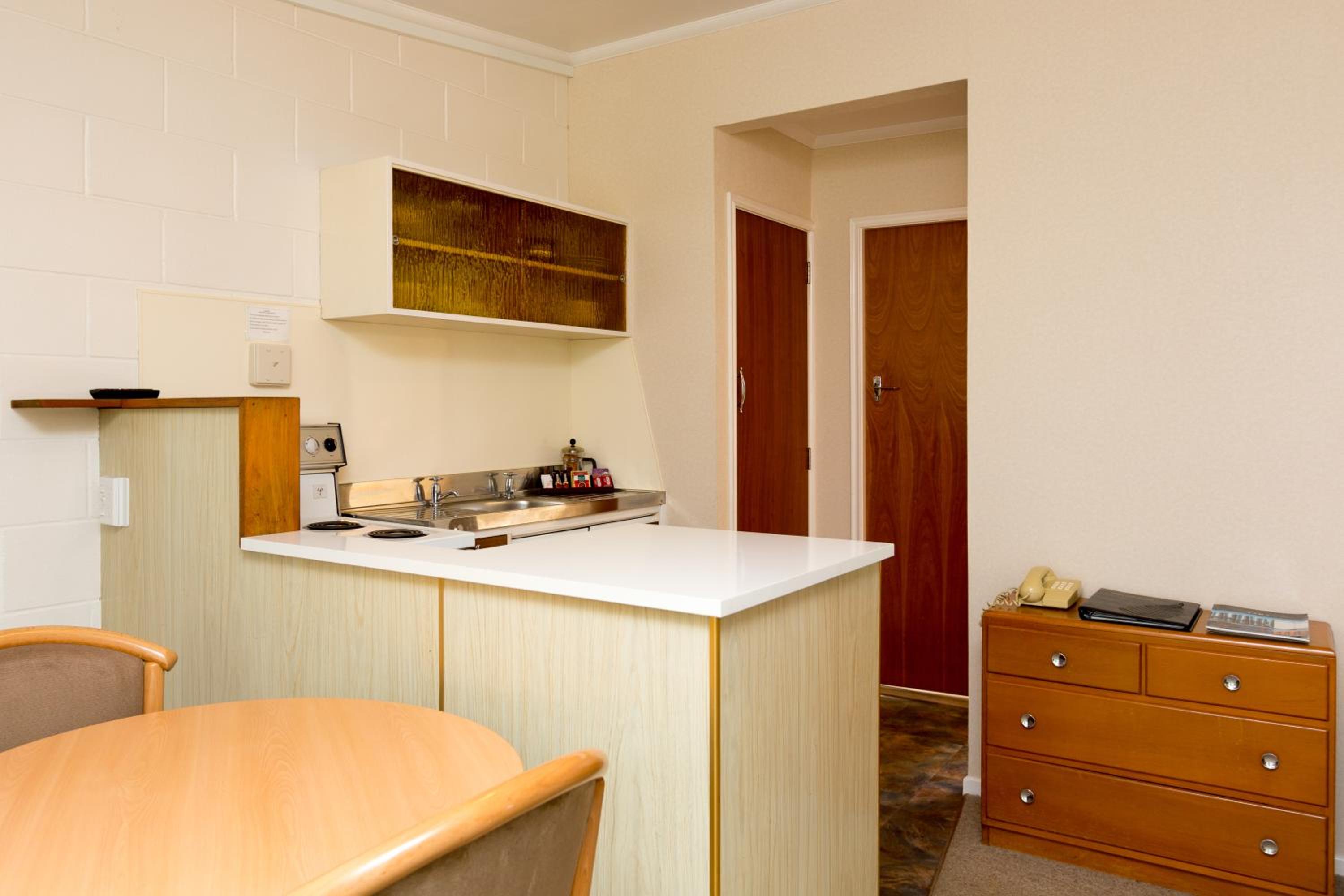 One-Bedroom Apartment photo 3