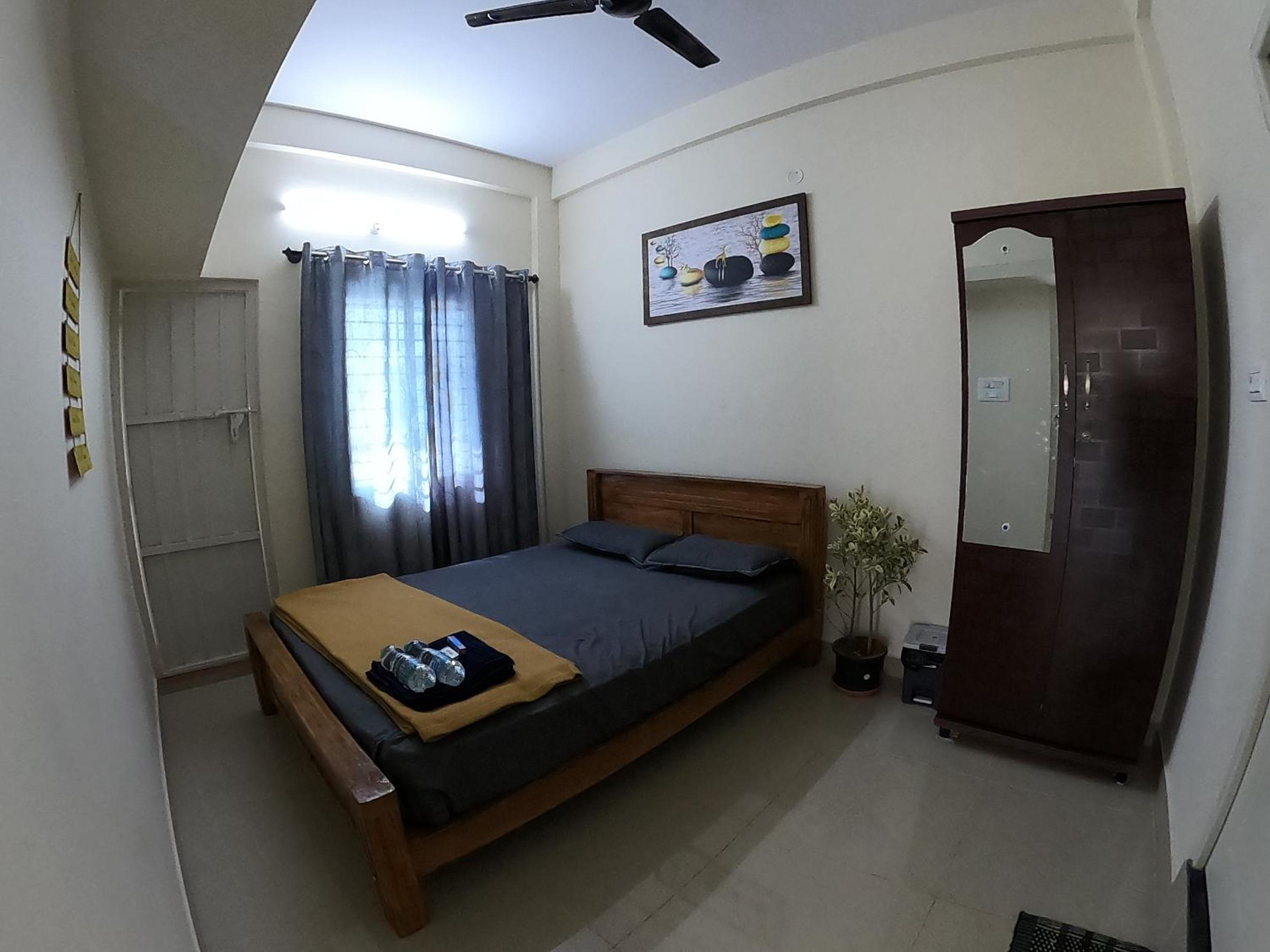 Studio With Terrace
